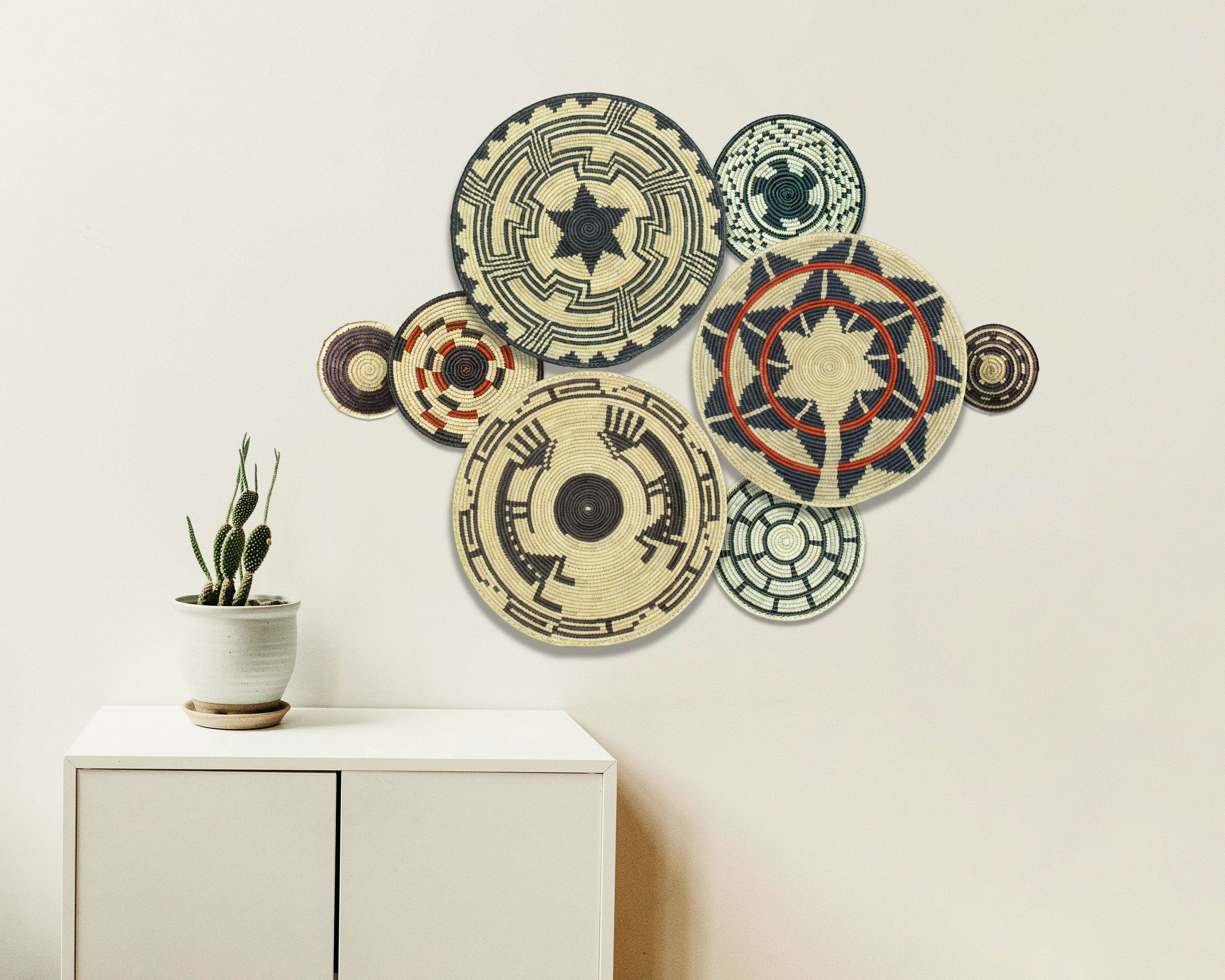 Set of 8 Handwoven wall baskets SET-365-8 N