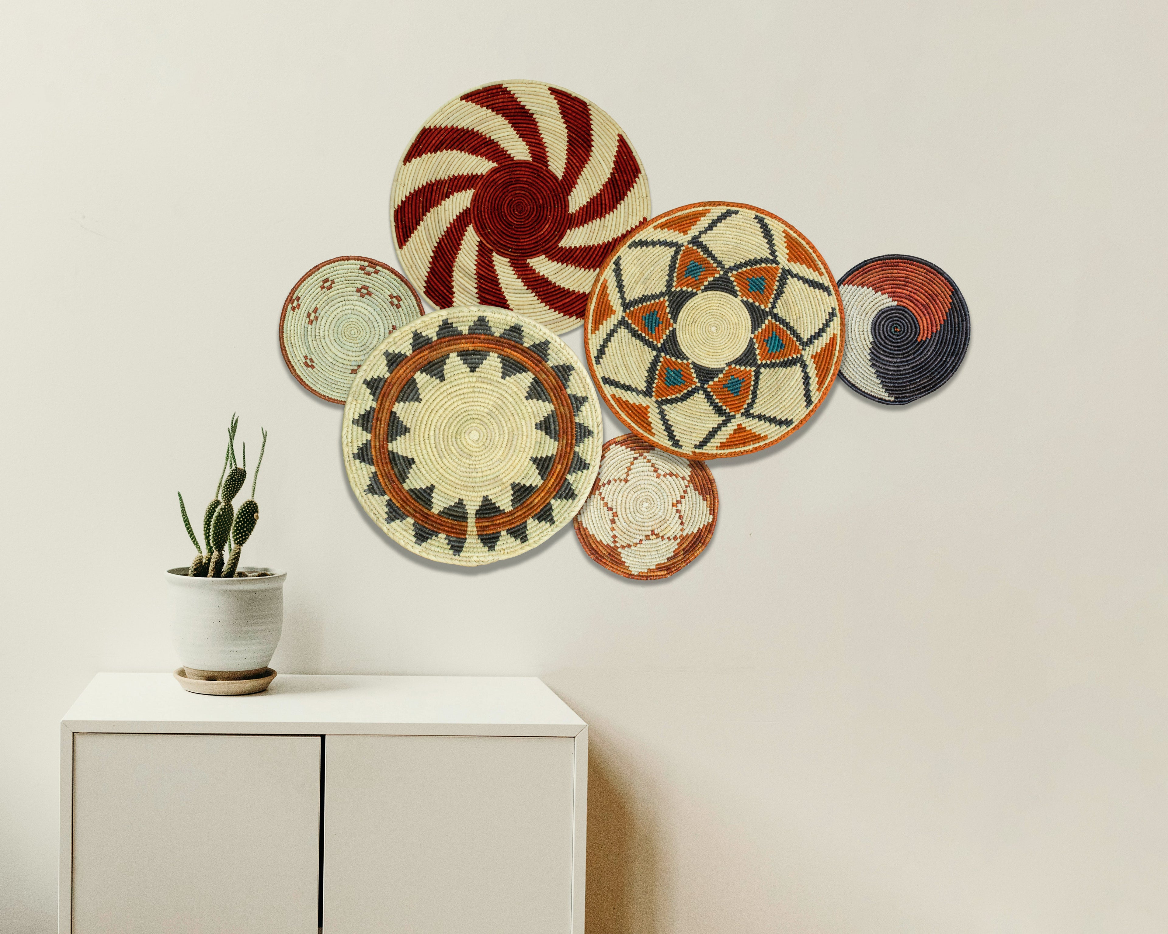 Set of 6 Handwoven wall baskets SET-290-6 N