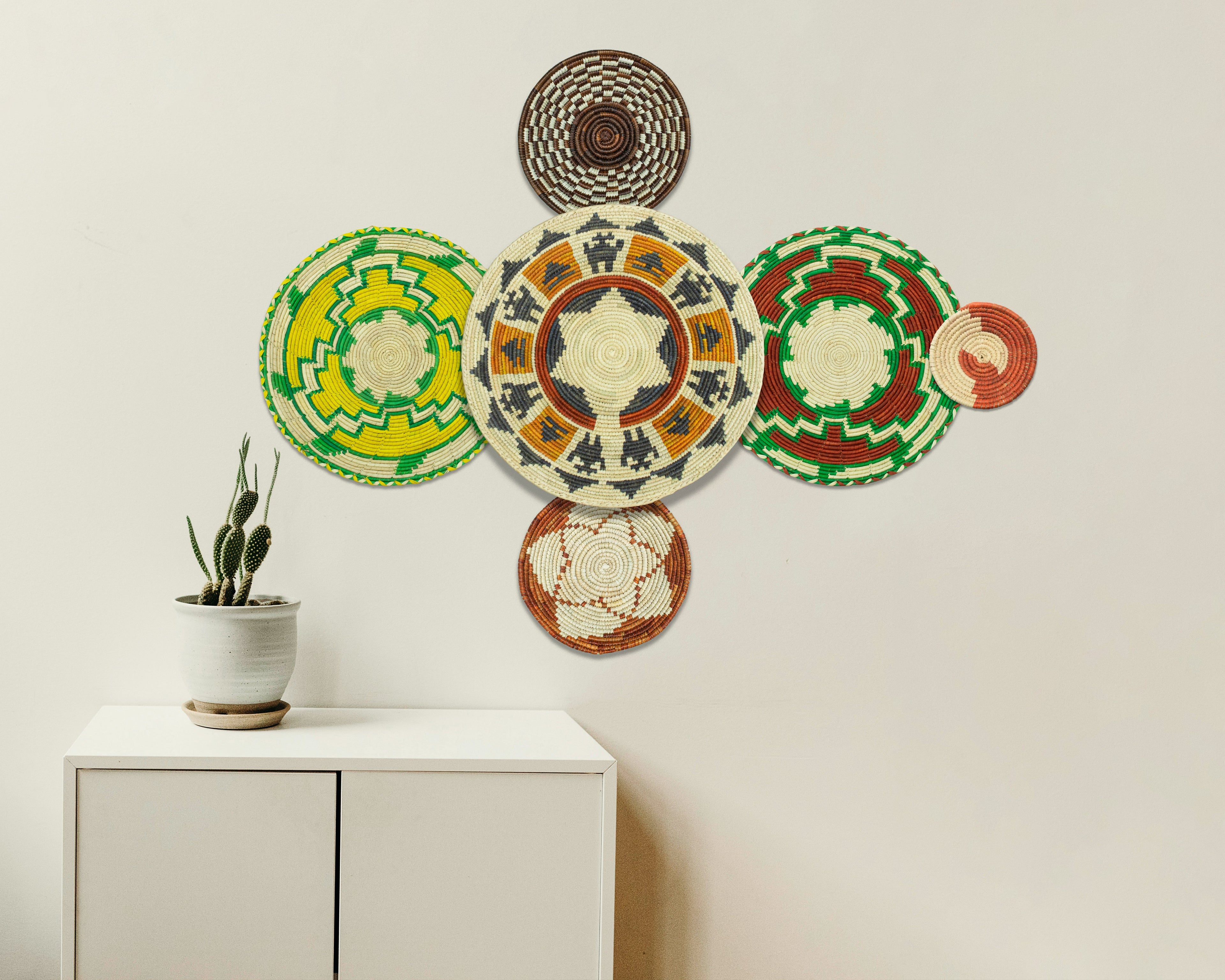 Set of 6 Handwoven wall baskets SET-372-6 N