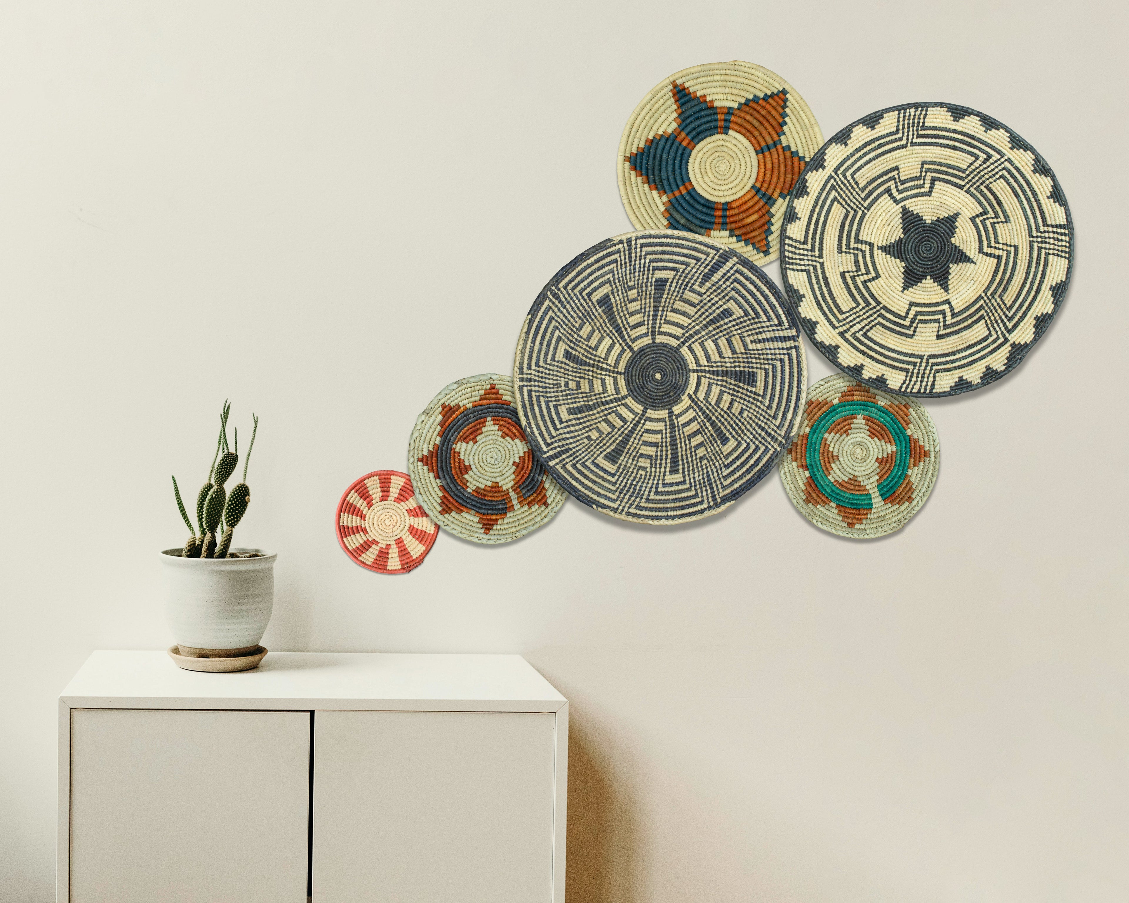 Set of 6 Handwoven wall baskets SET-294-6 N