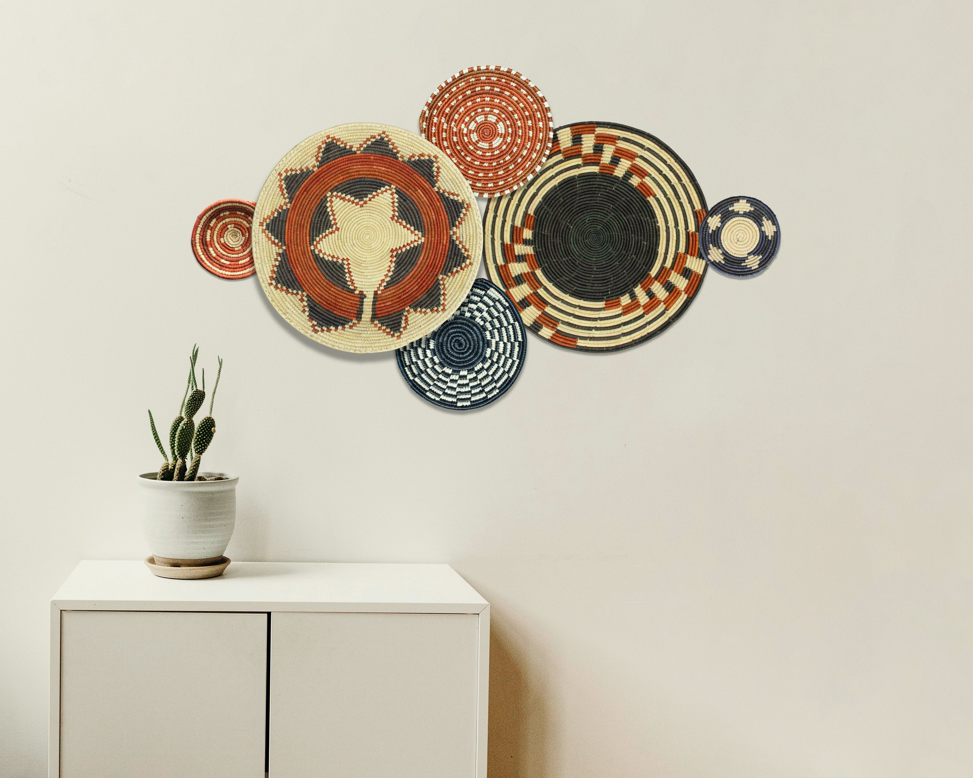 Set of 6 Handwoven wall baskets SET-382-6 N