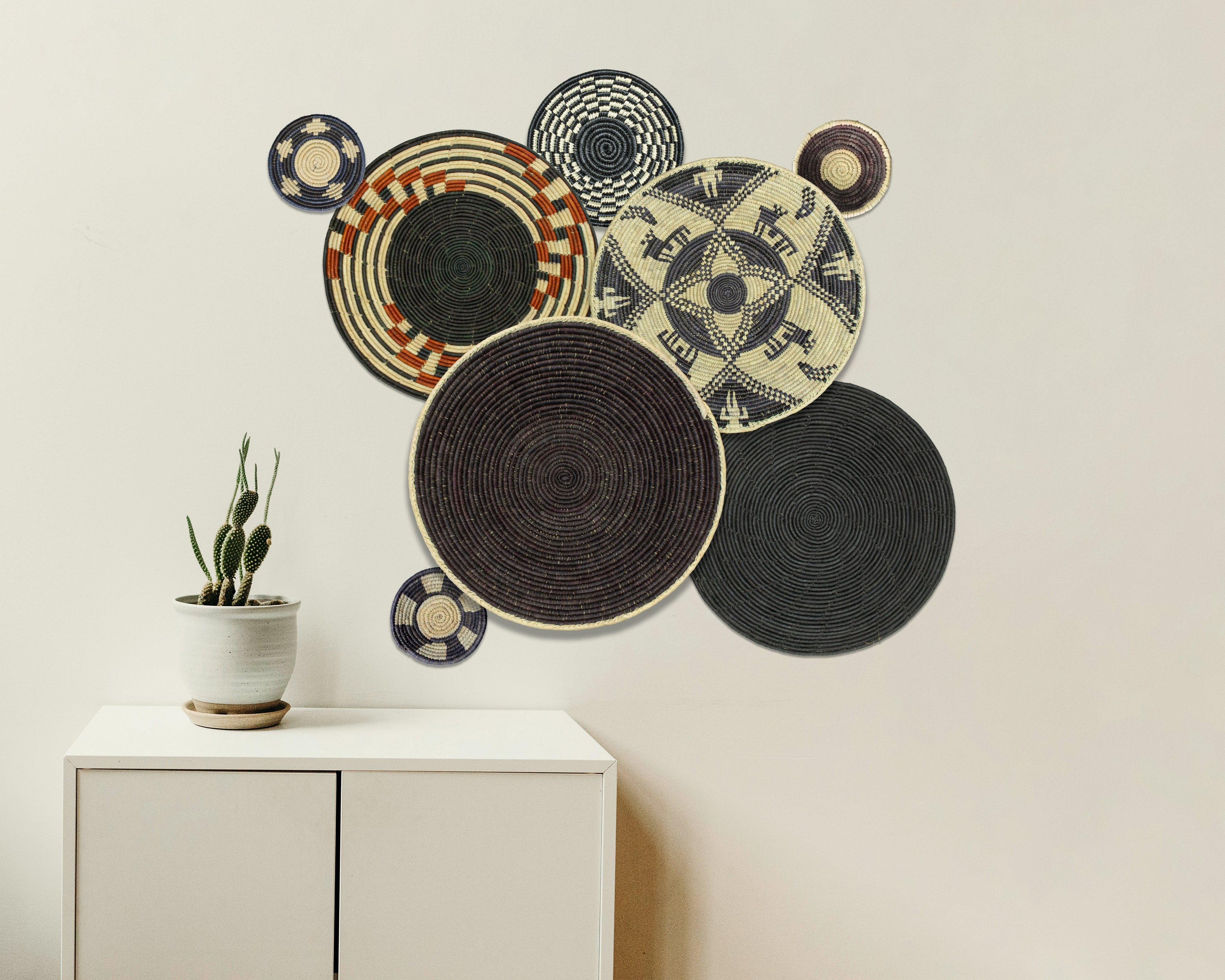 Set of 8 Handwoven wall baskets SET-336-8 N