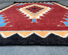 Two Grey Hills Navajo Inspired Hand-Knotted Carpet - 5x7 ft