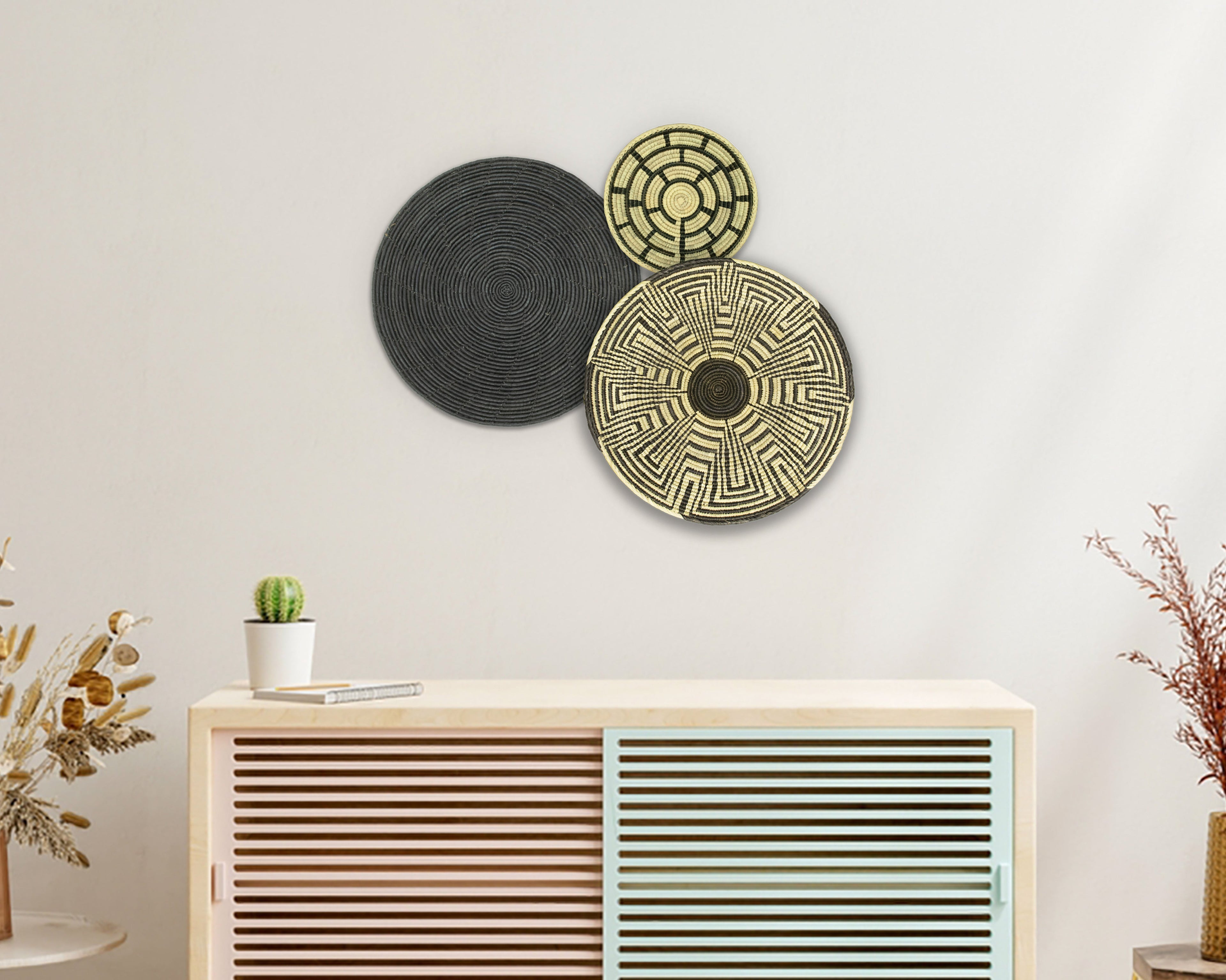 Set of 3 Handwoven wall baskets SET-207-3 N