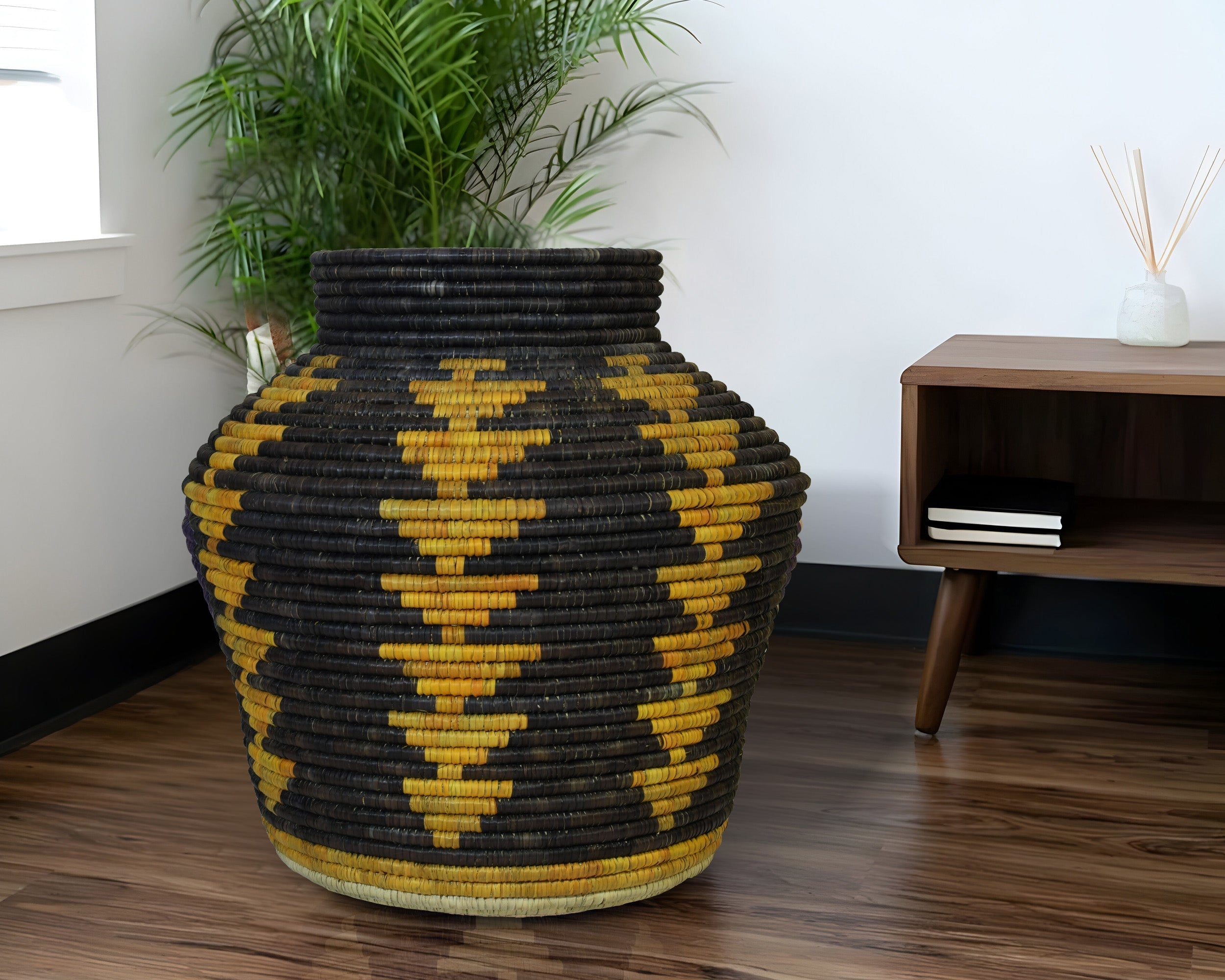 Tribal Sunburst Potter Basket 24-Inch PP-1102-22