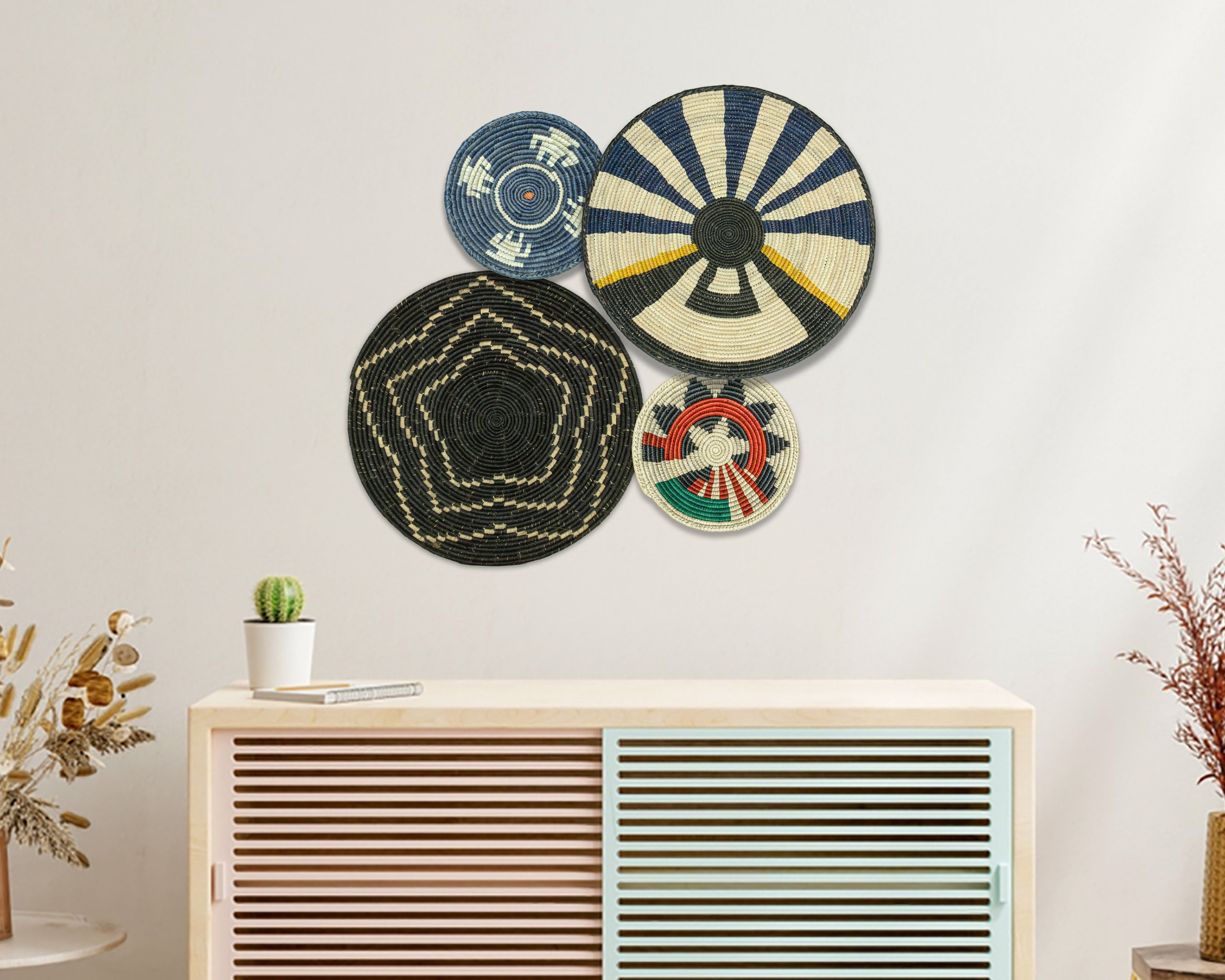 Set of 4 Handwoven wall baskets SET-231-4 N