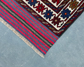 Gul Berjesta Afghan Wool Kilim - 6x4 ft