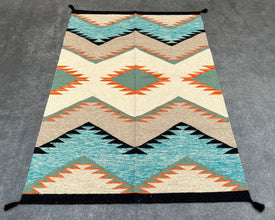 6x4ft Wool Kilim – Southwestern Flatweave Rug