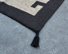 Star Burst - Wool Flatweave Rug