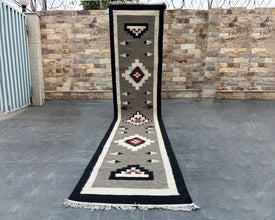 Arrow Point Flatweave Runner Rug – 2.5x12 ft