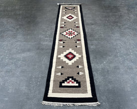 Arrow Point Flatweave Runner Rug – 2.5x12 ft