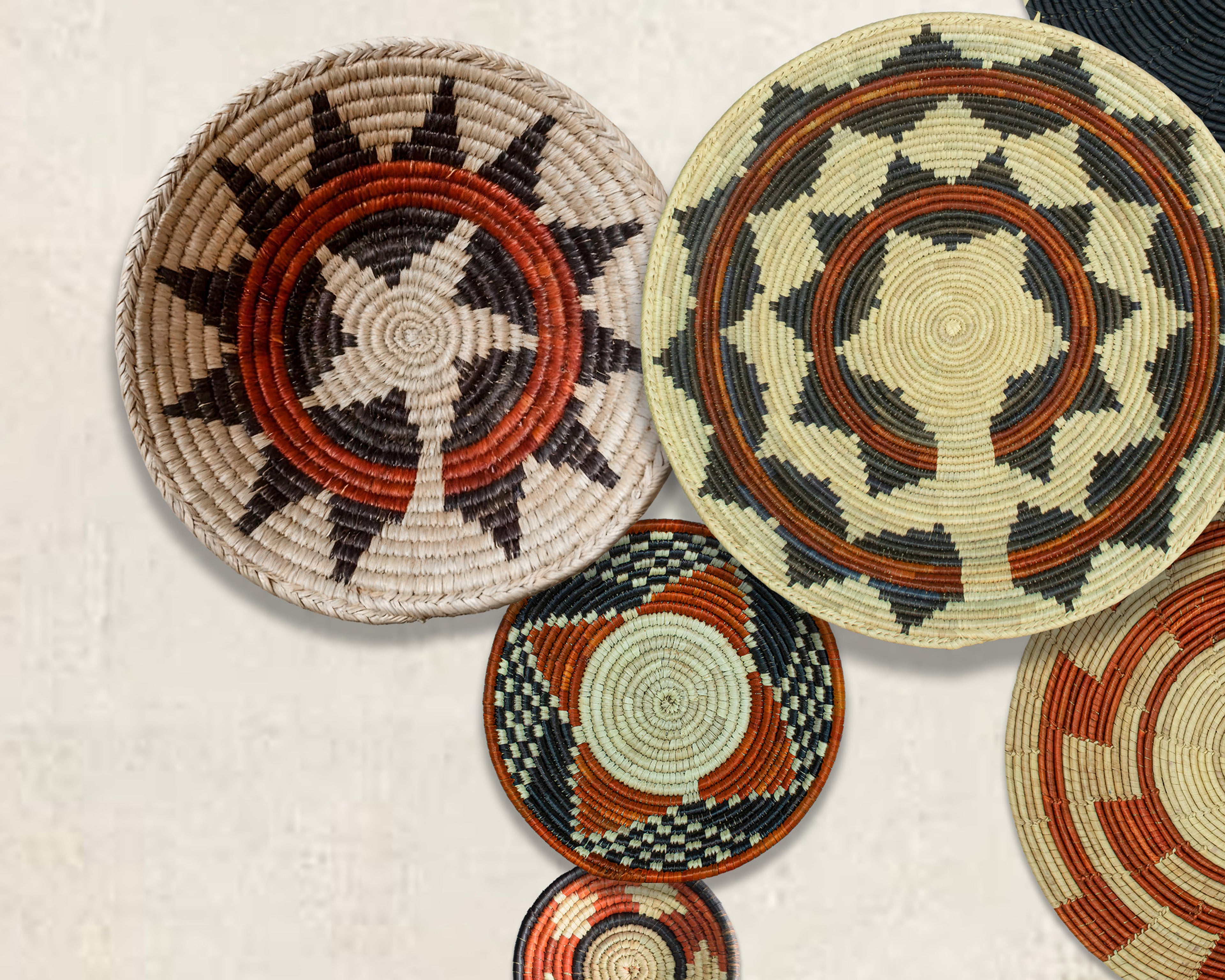 Set of 10 Handwoven wall baskets SET-405-10 N