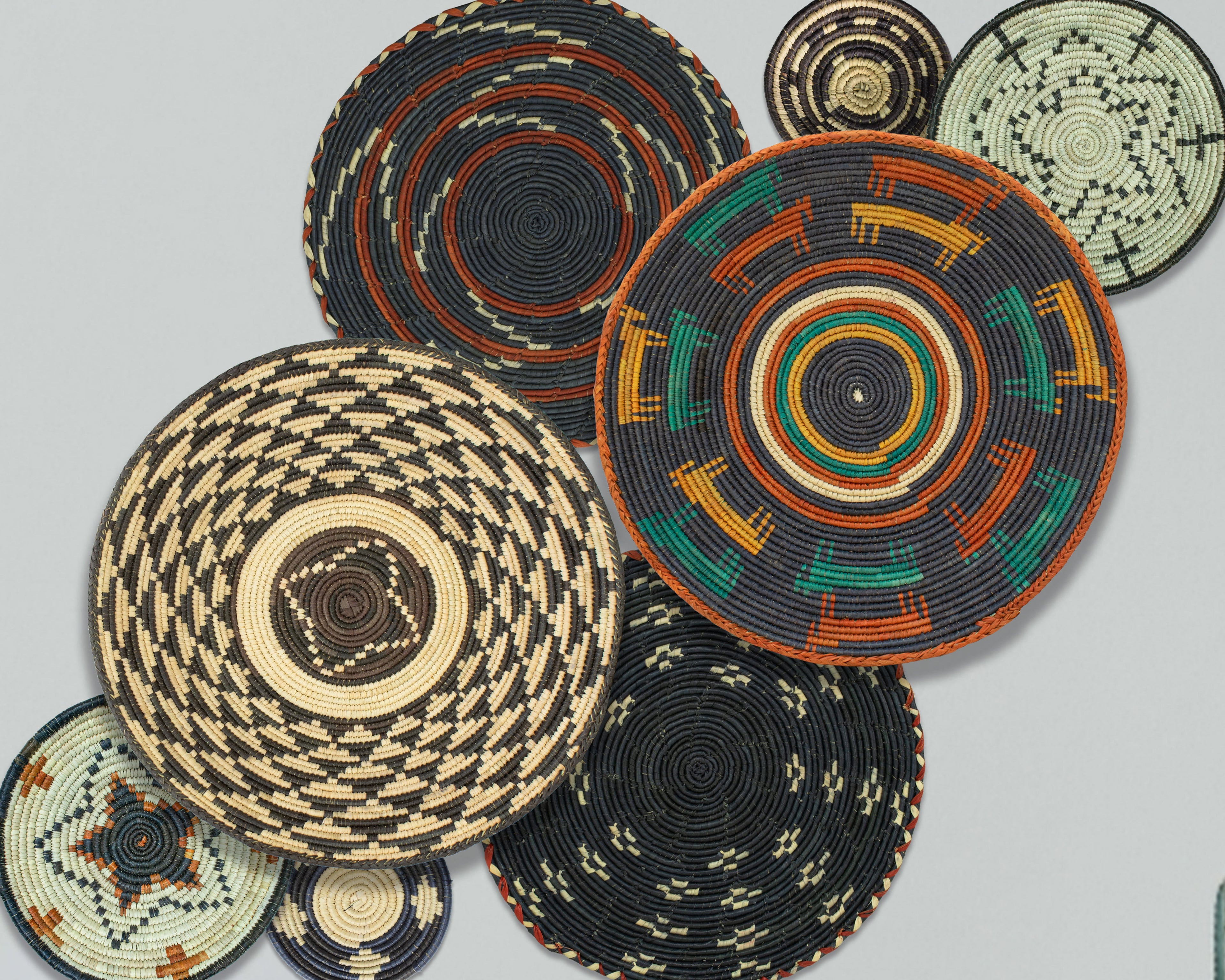 Set of 8 Handwoven wall baskets SET-255-8 N