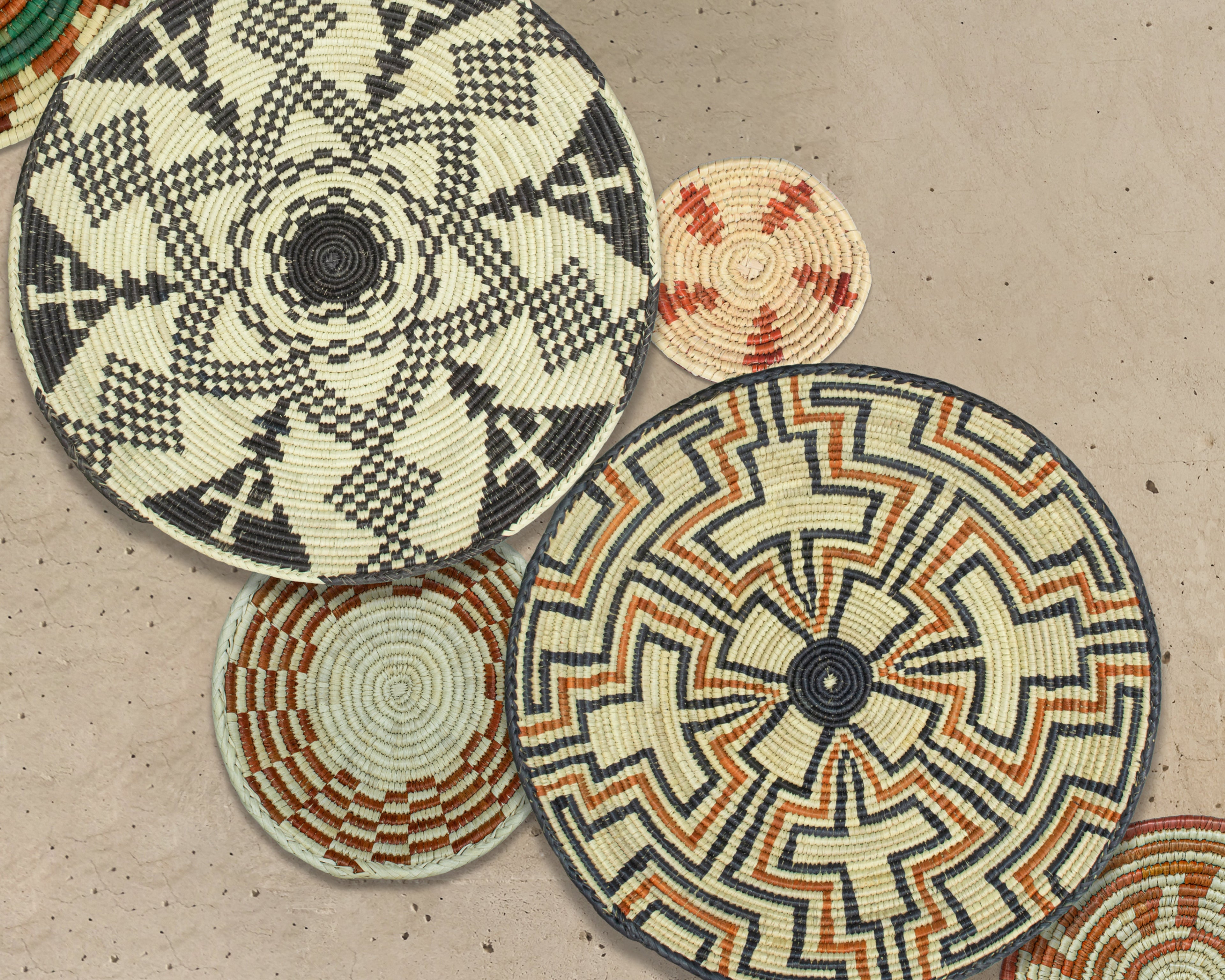 Set of 6 Handwoven wall baskets SET-295-6 N