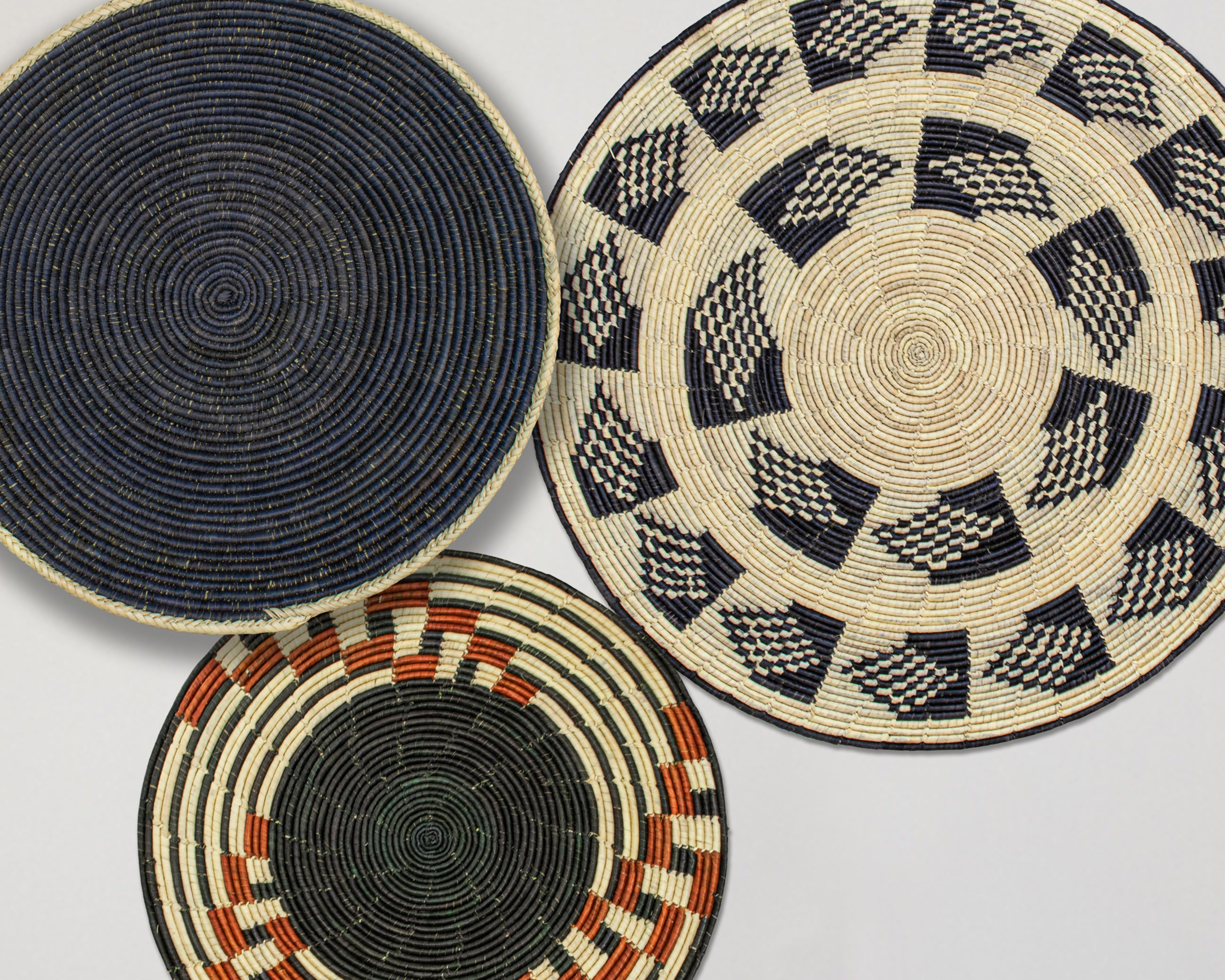 Set of 3 Handwoven wall baskets SET-201-3 N