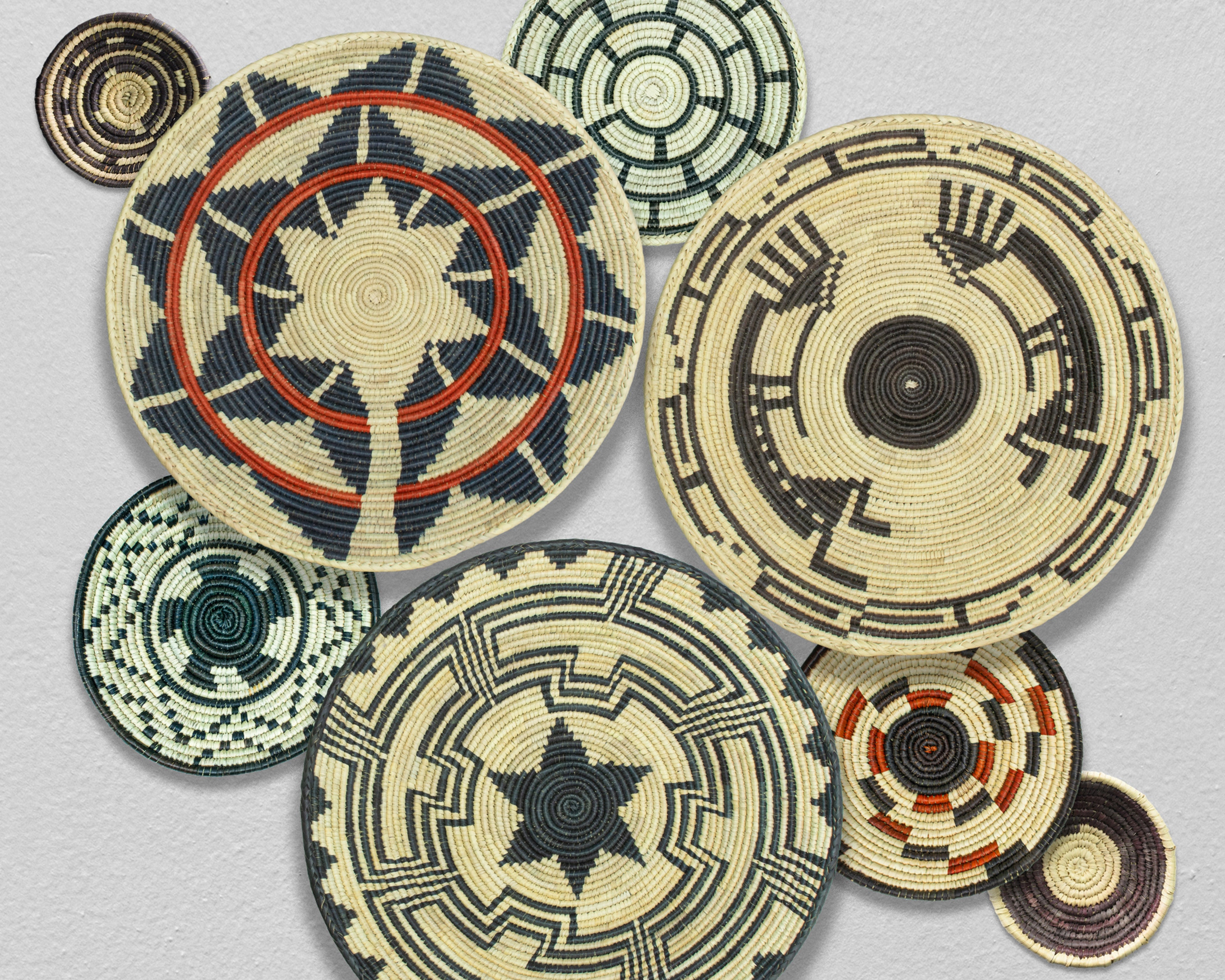 Set of 8 Handwoven wall baskets SET-365-8 N