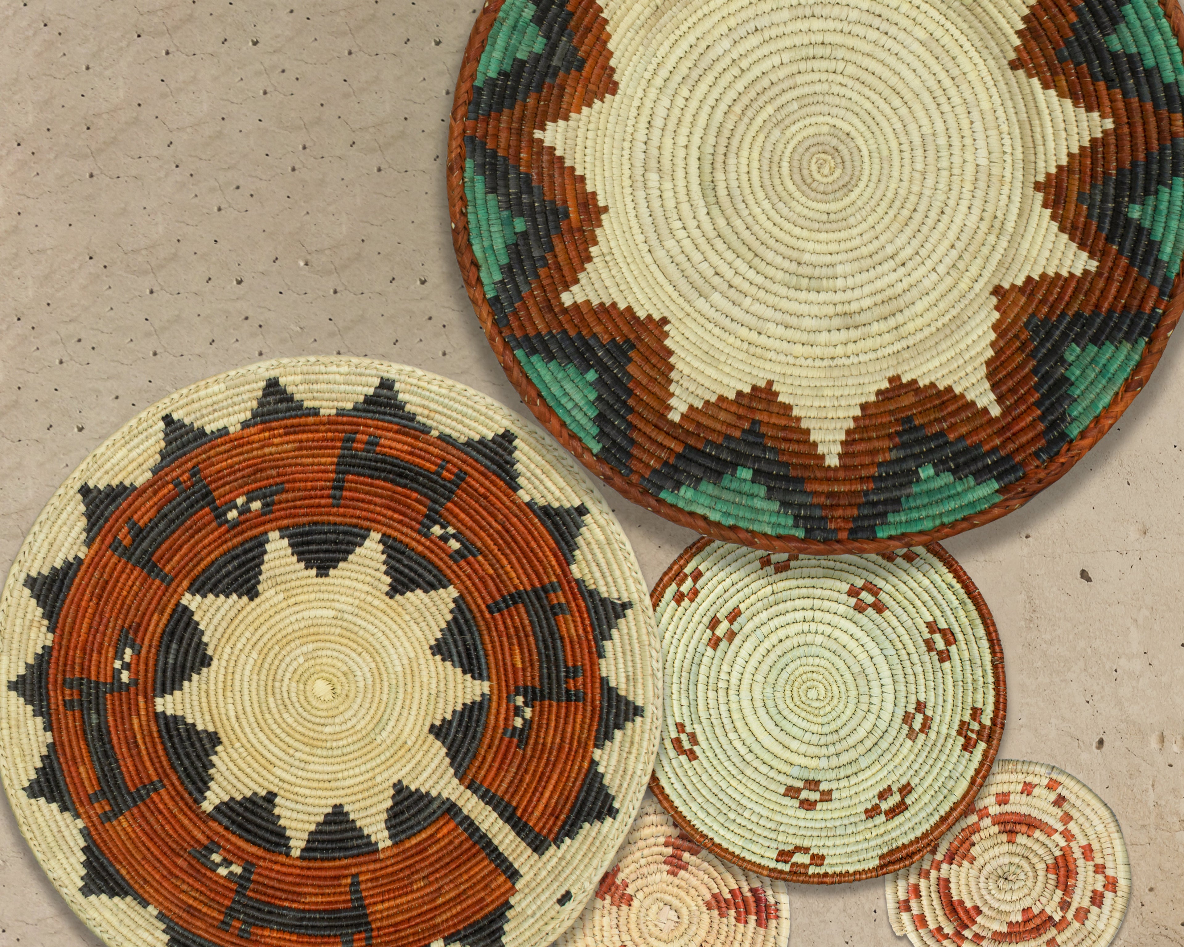 Set of 5 Handwoven wall baskets SET-71-5 N