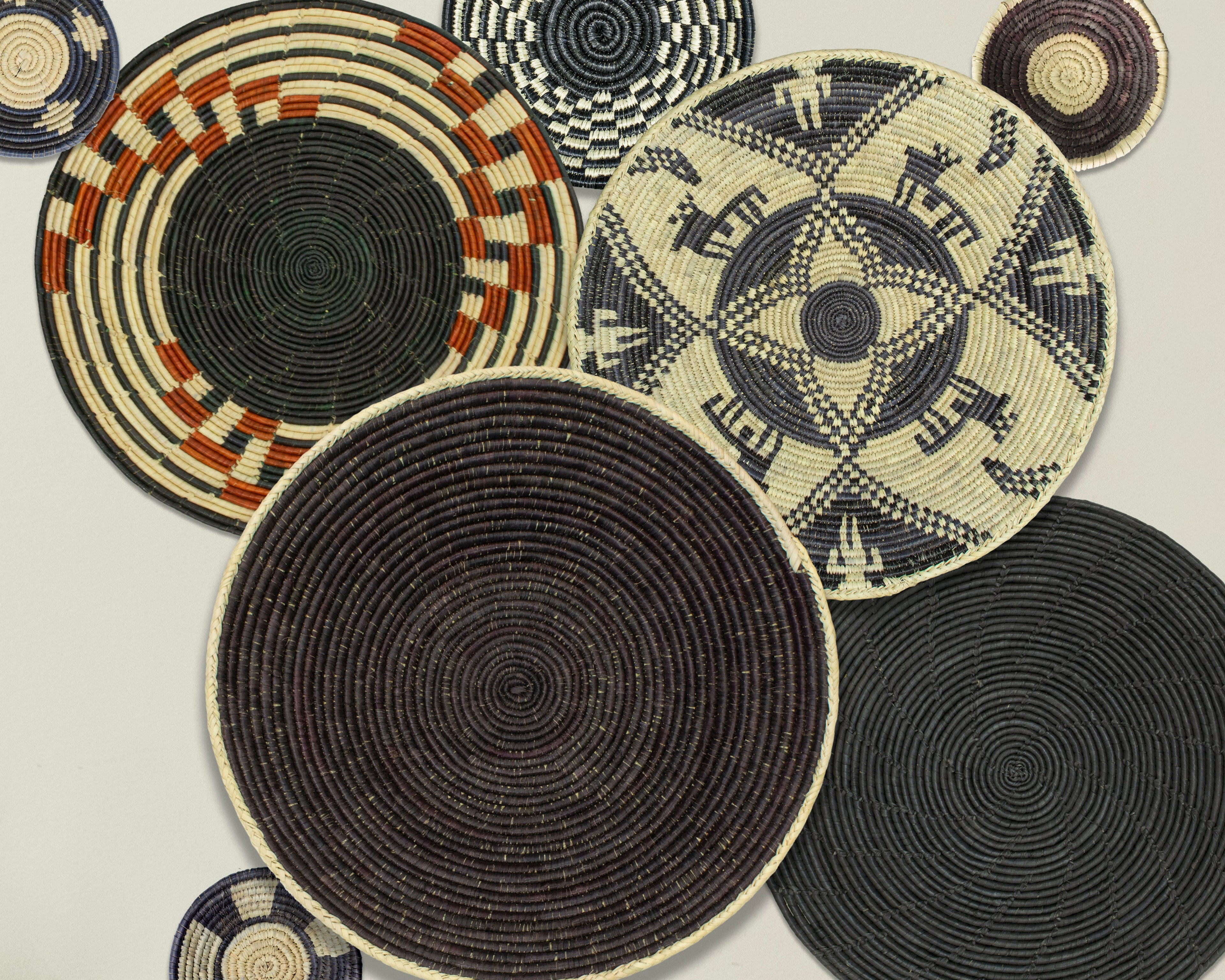 Set of 8 Handwoven wall baskets SET-336-8 N