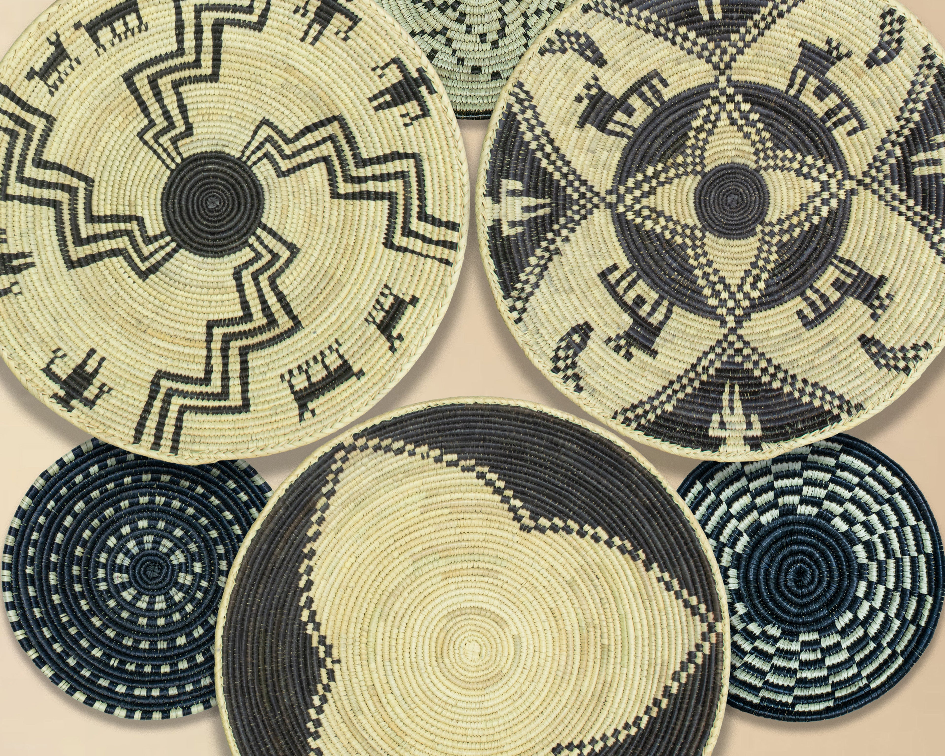 Set of 8 Handwoven wall baskets SET-366-8 N