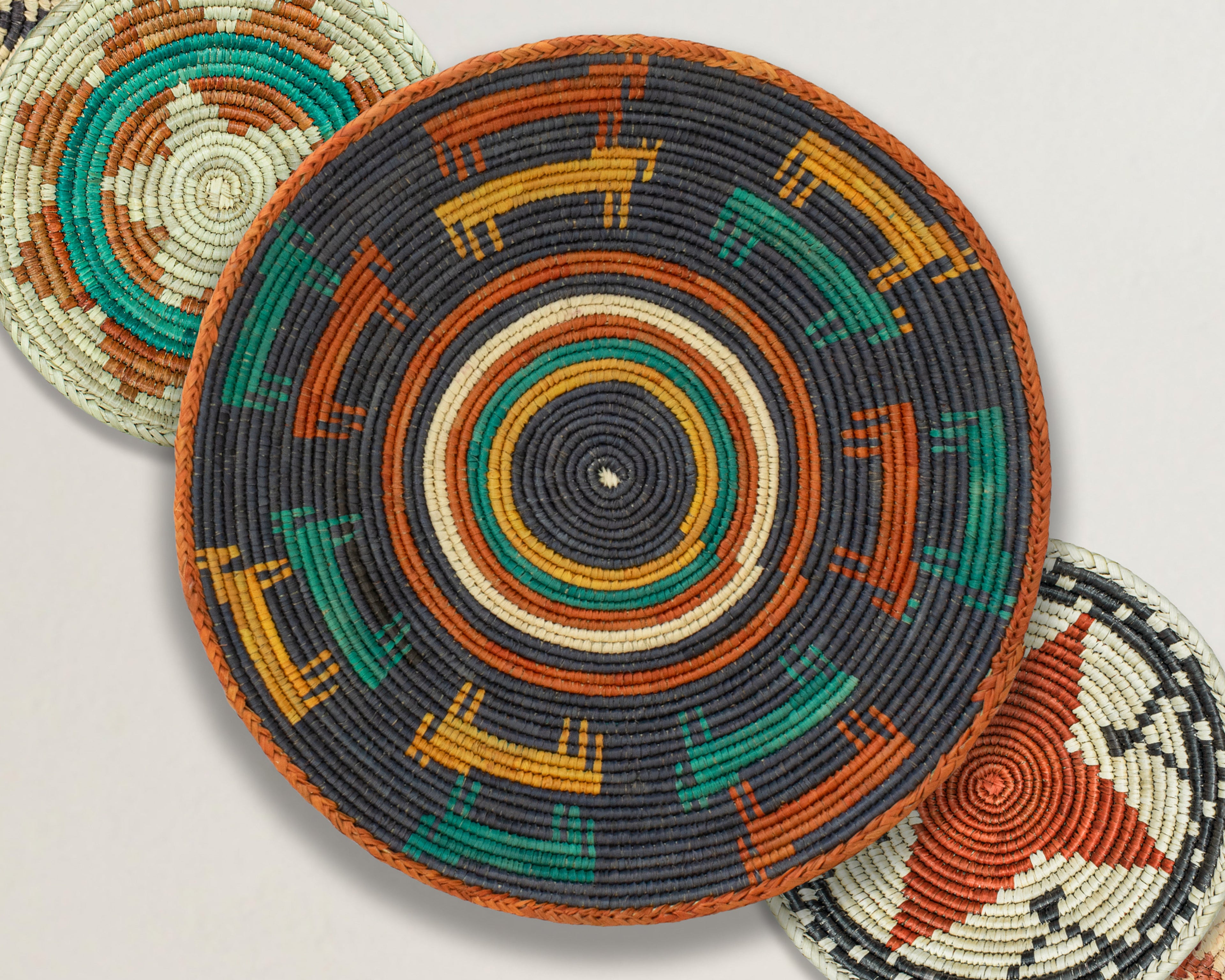 Set of 5 Handwoven wall baskets SET-66-5 N