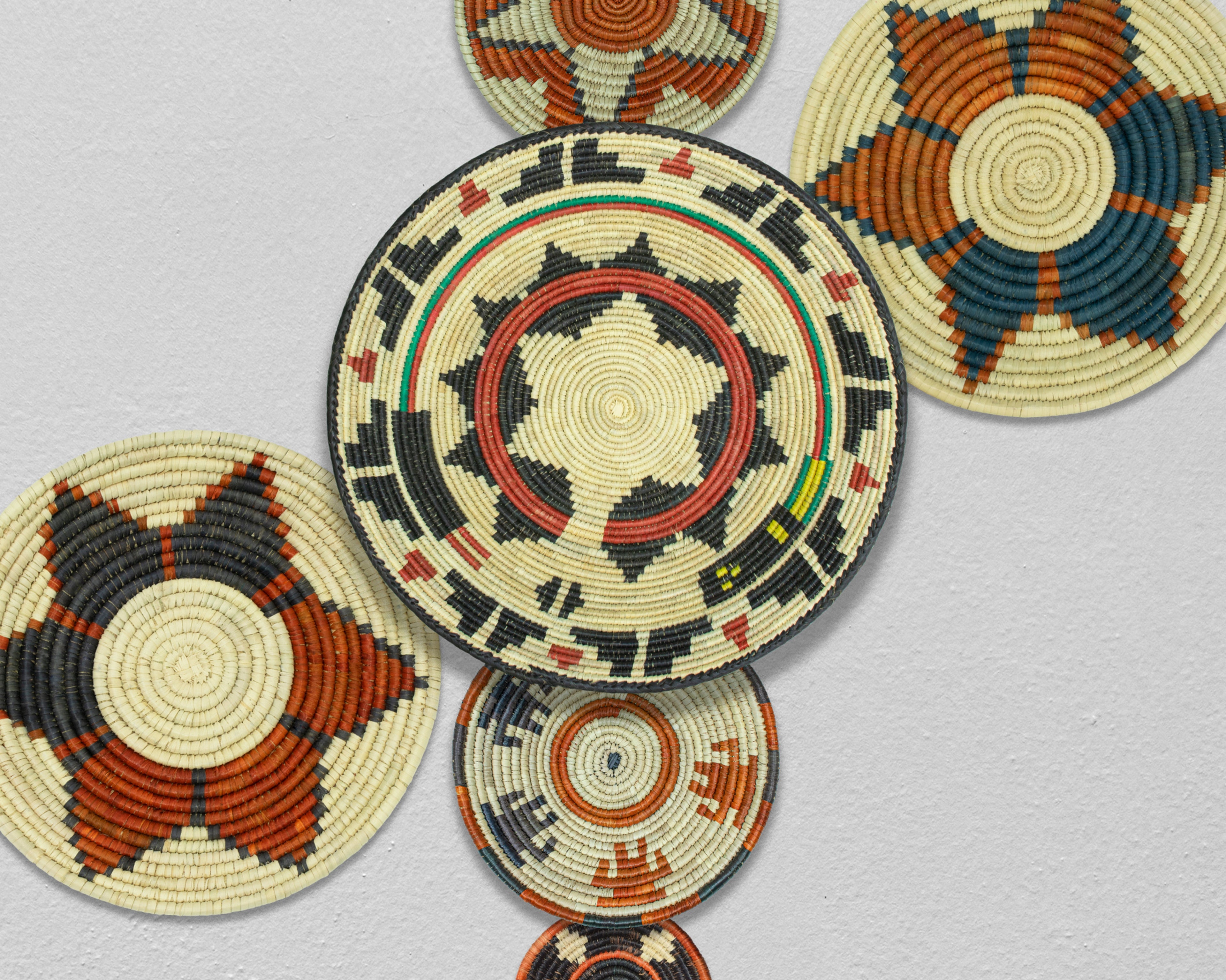 Set of 6 Handwoven wall baskets SET-394-6 N