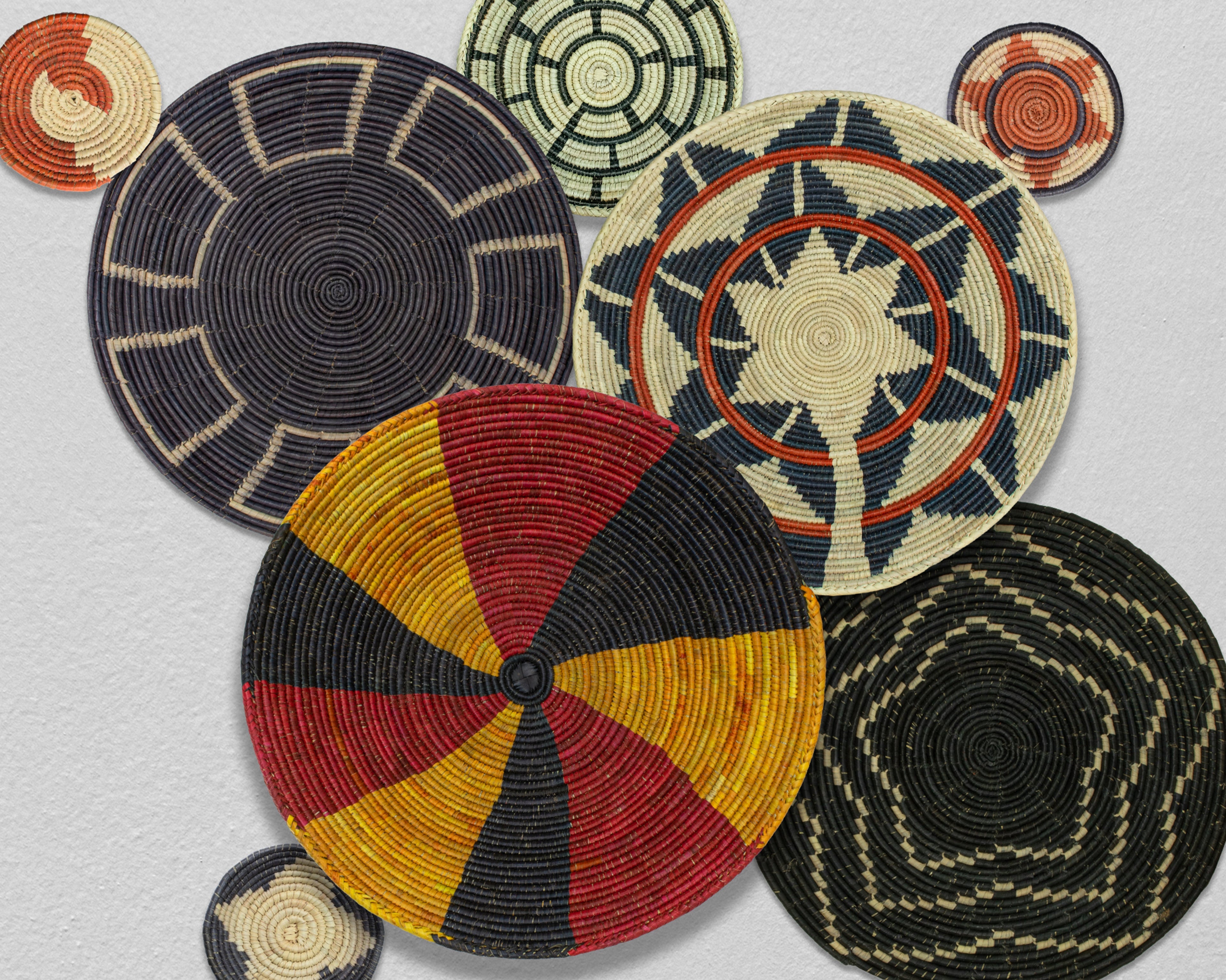 Set of 8 Handwoven wall baskets SET-335-8 N