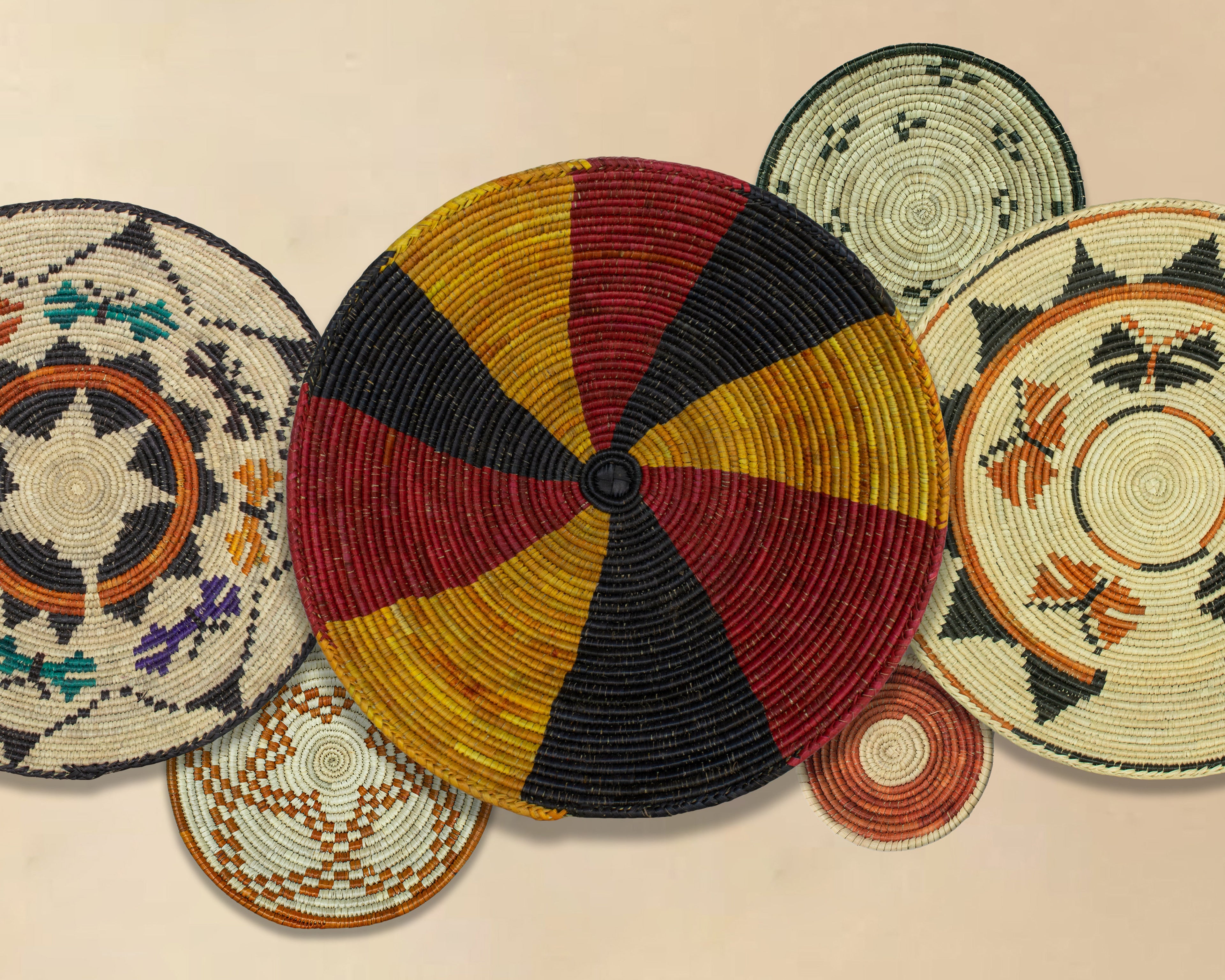 Set of 6 Handwoven wall baskets SET-298-6 N