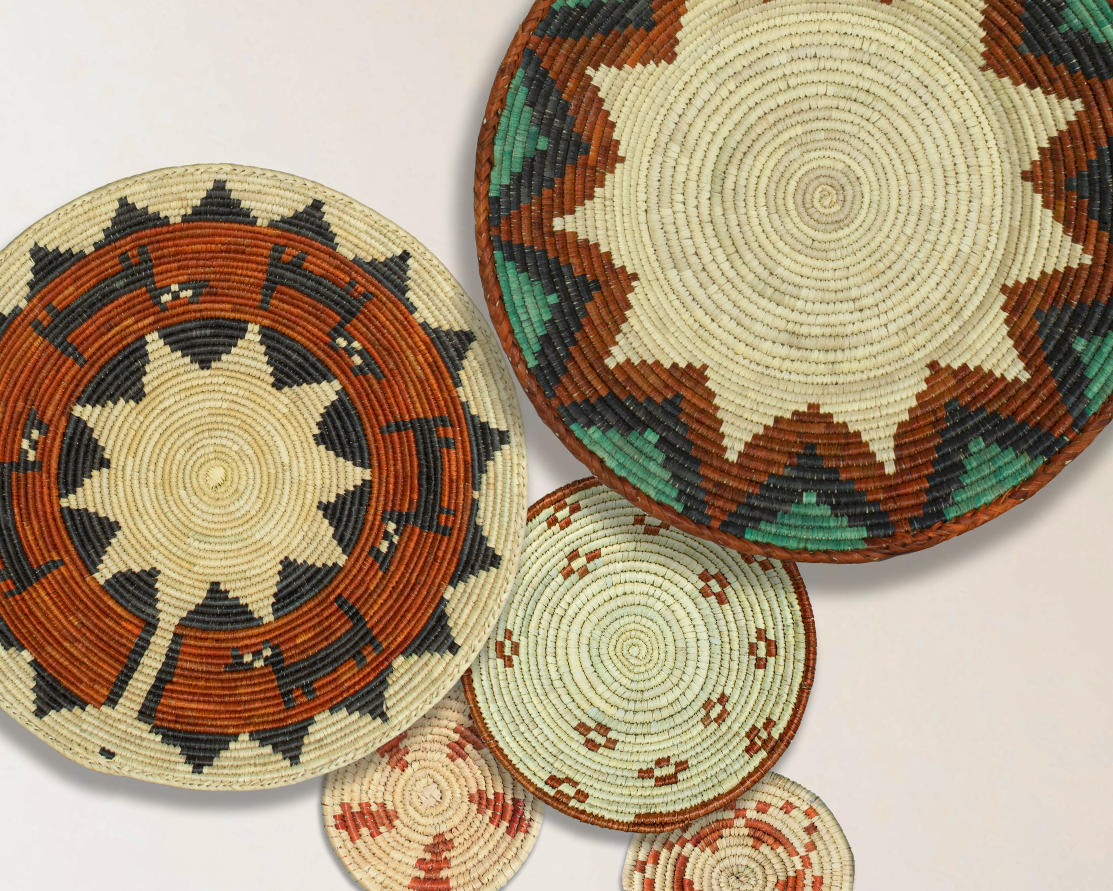 Set of 5 Handwoven wall baskets SET-71-5 N