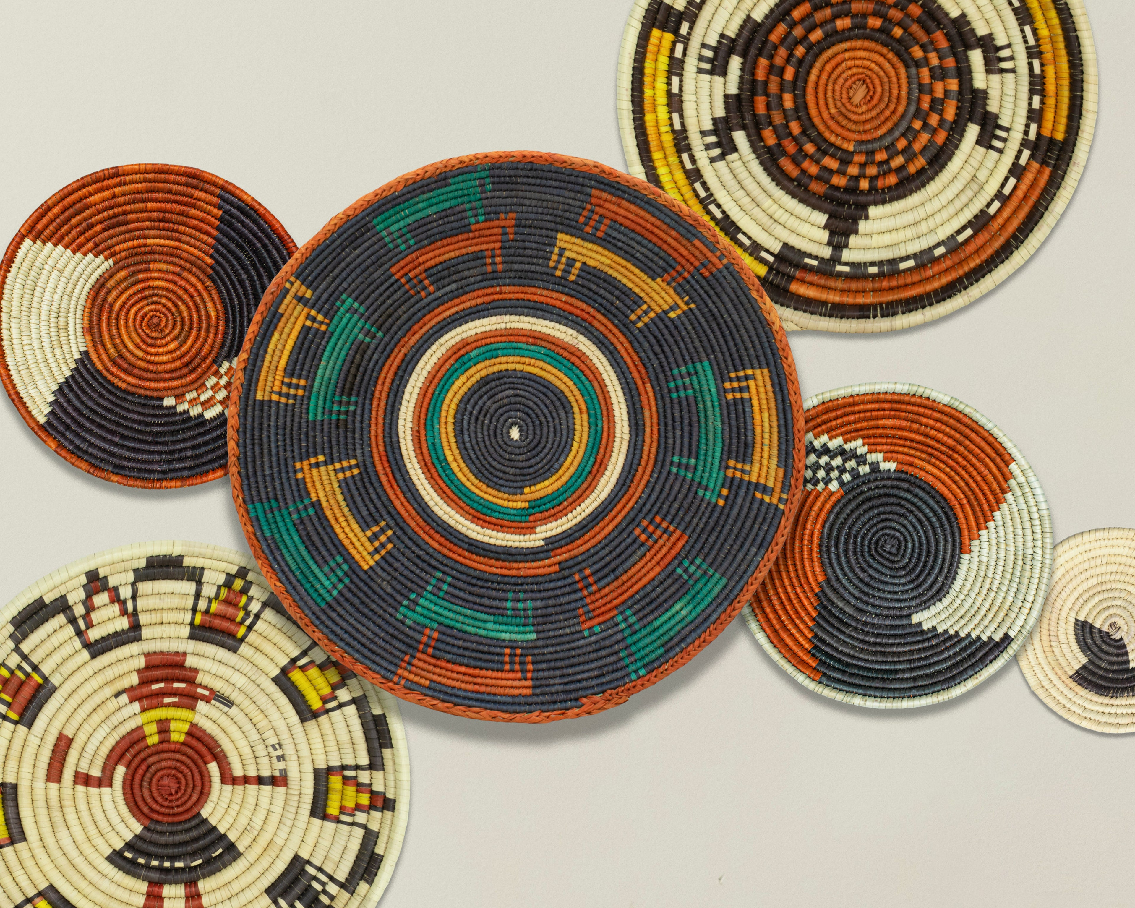 Set of 6 Handwoven wall baskets SET-390-6 N