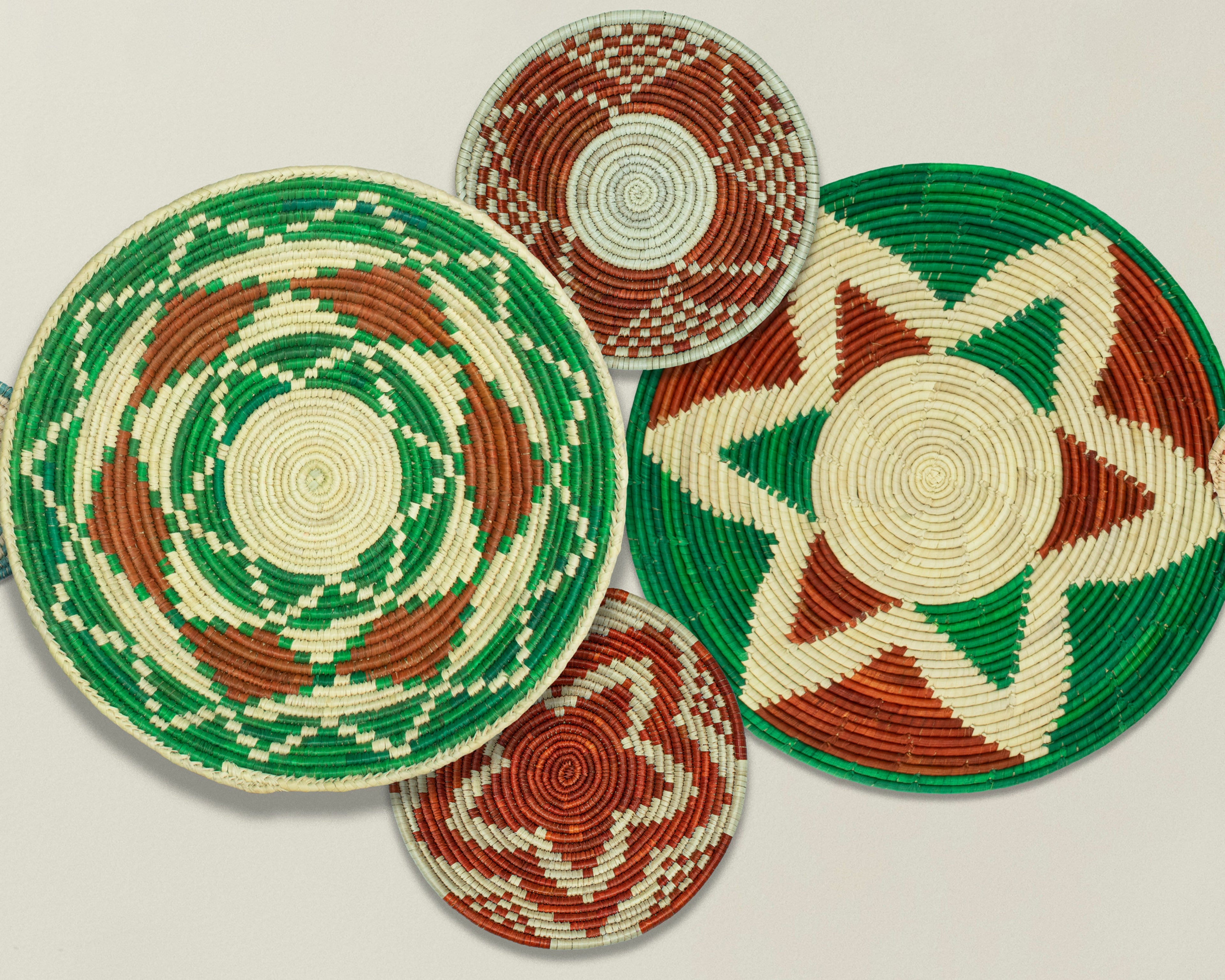 Set of 6 Handwoven wall baskets SET-381-6 N