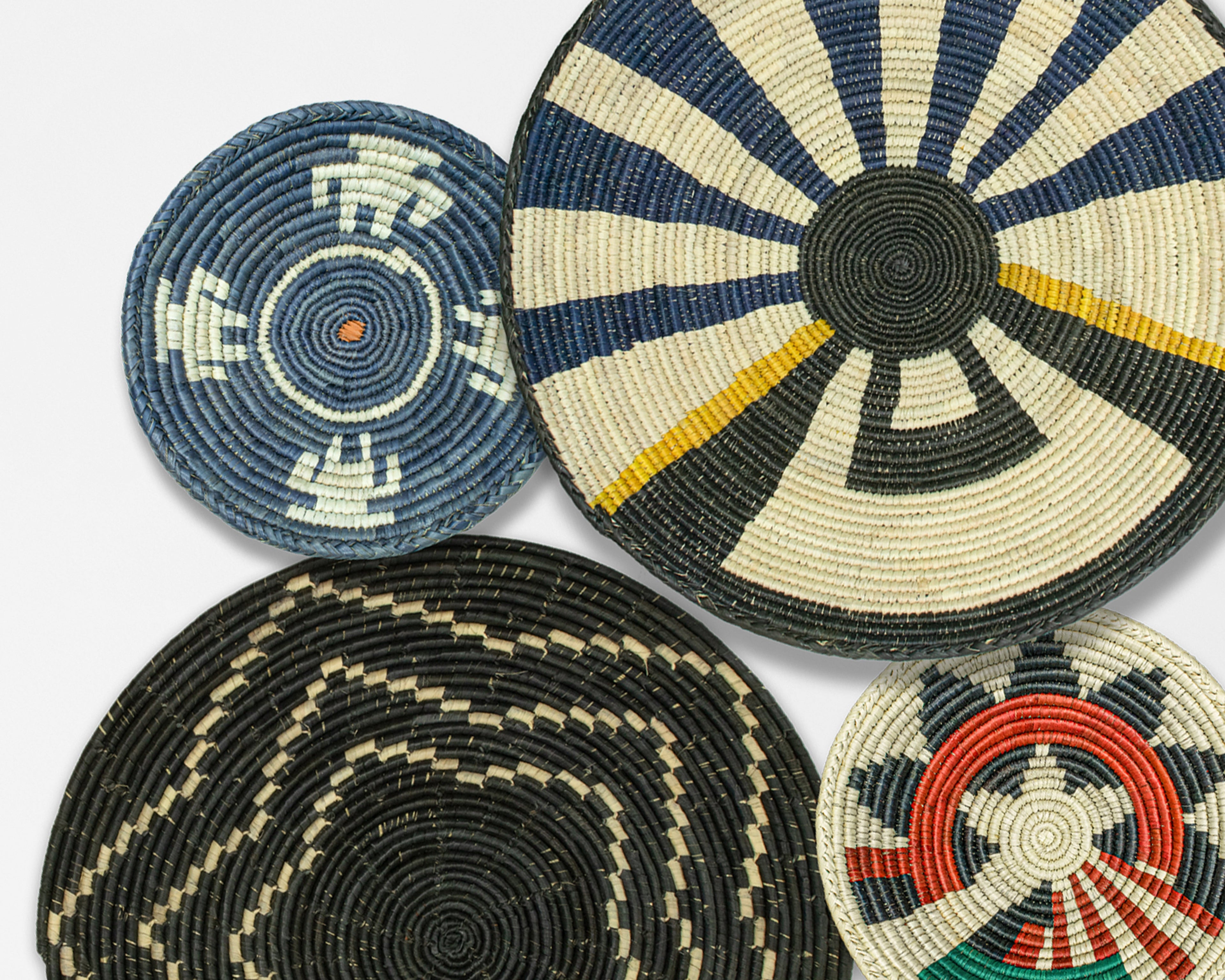 Set of 4 Handwoven wall baskets SET-231-4 N