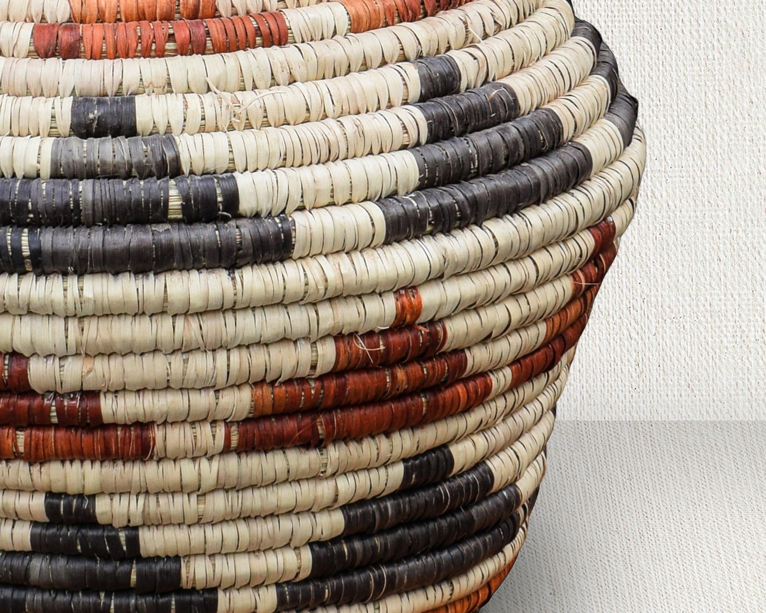 Zoned Diamond Potter Vase
