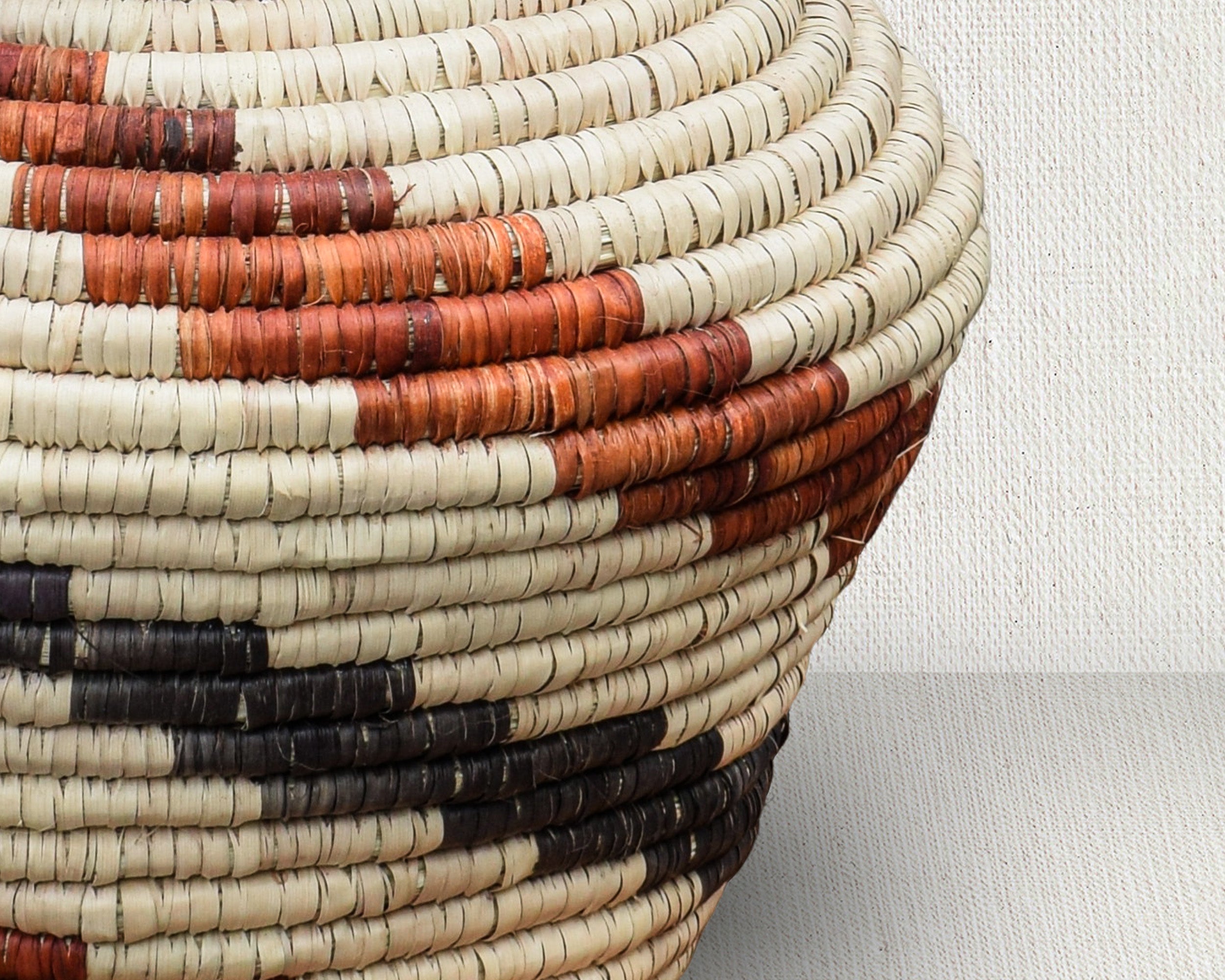 Diagonal Chevrons Potter Vase