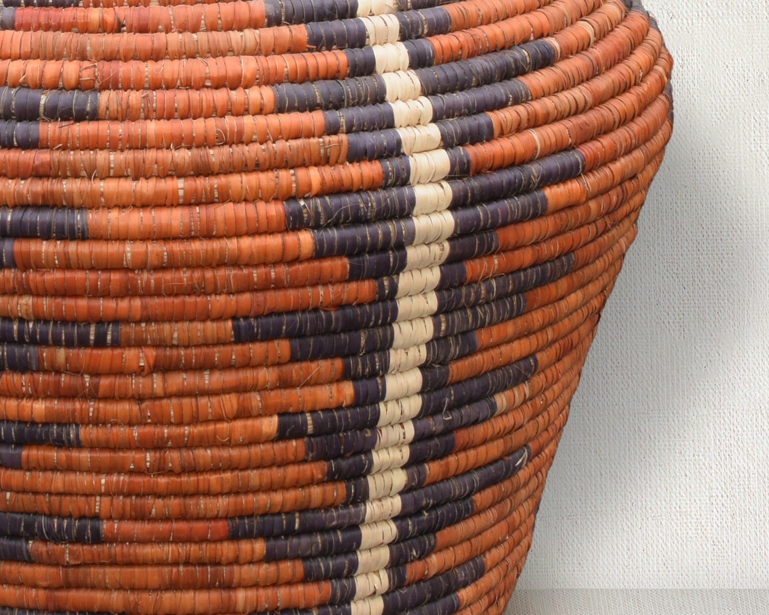 Flash Terracotta Potter Vase
