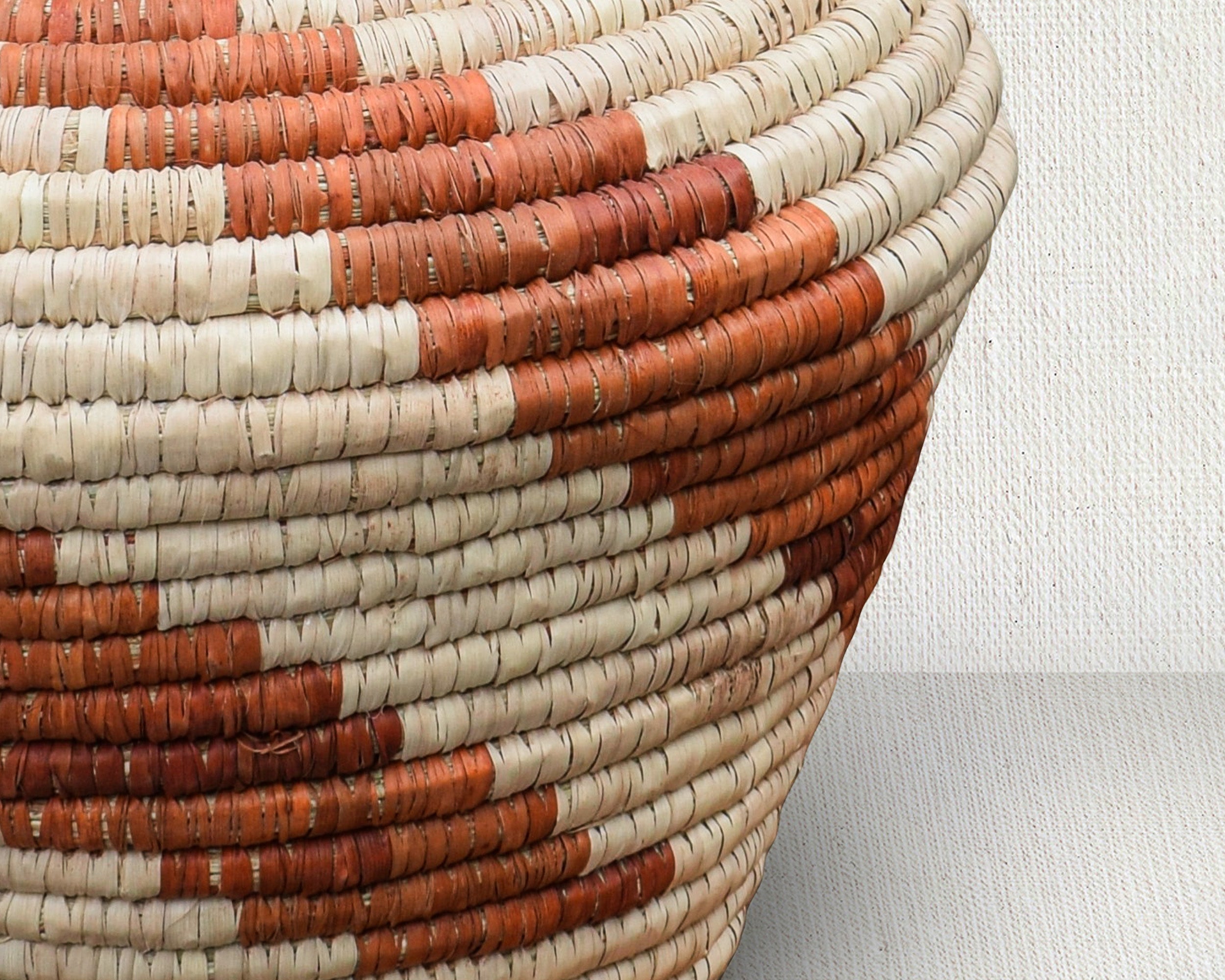 Blush Cream Diamond Potter Basket