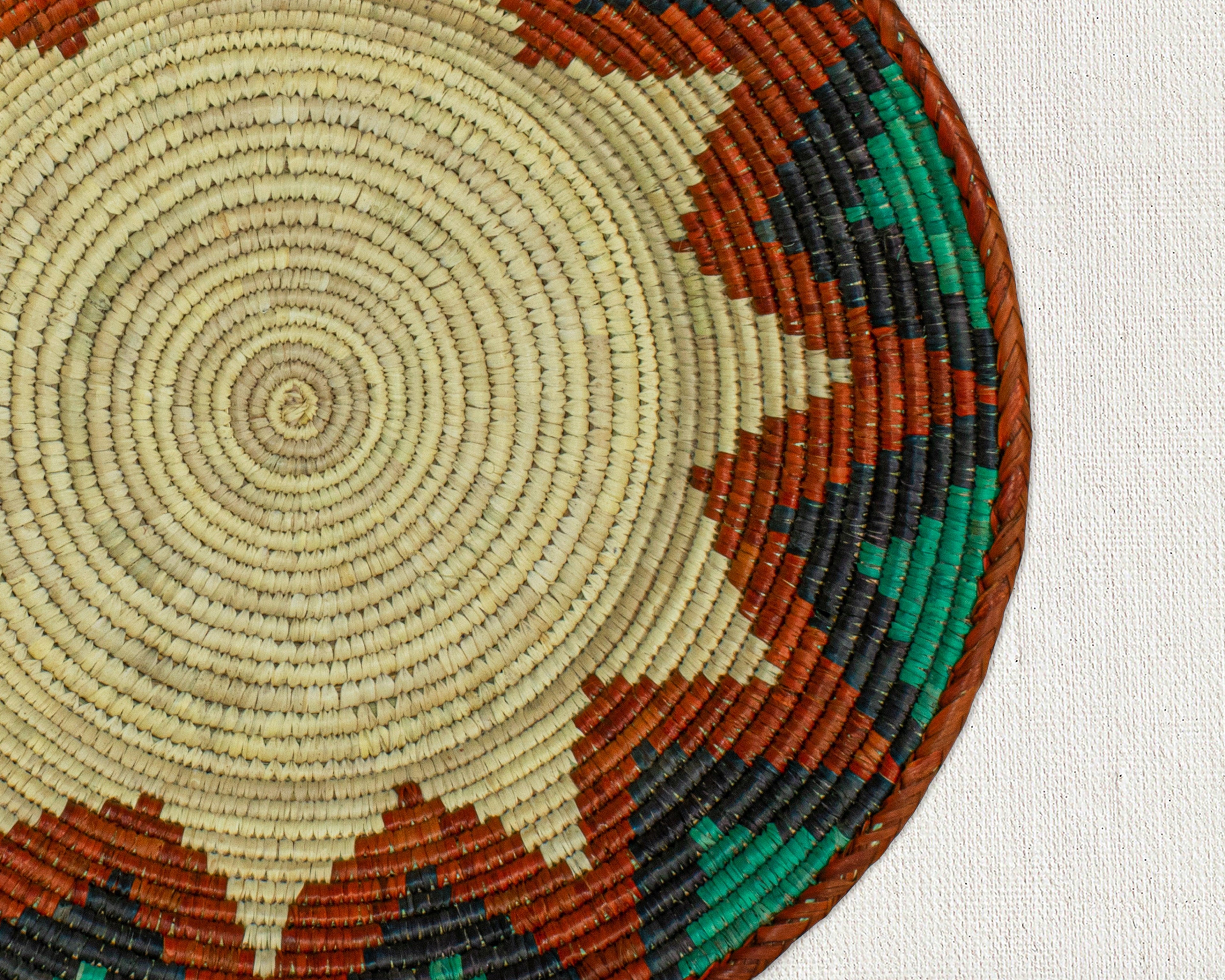 Tri-star Deep Bowl 16-inch DB-715-16