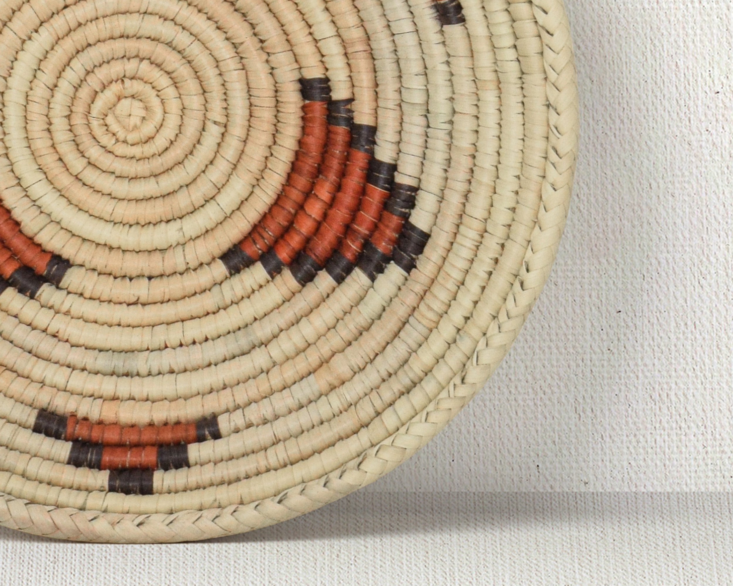 Tri Corner Bowl Basket