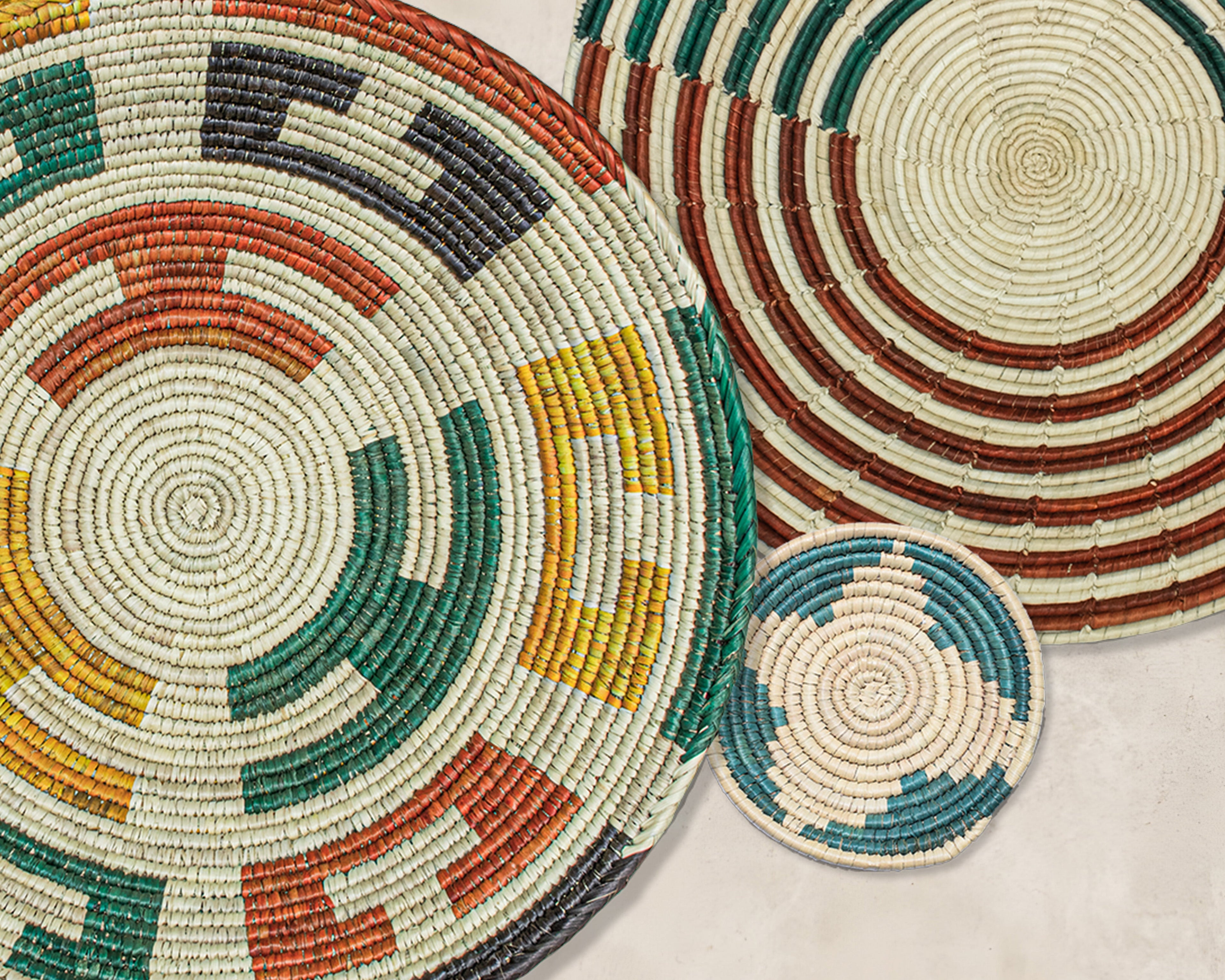 Set of 8 Handwoven wall baskets SET-328-8 N