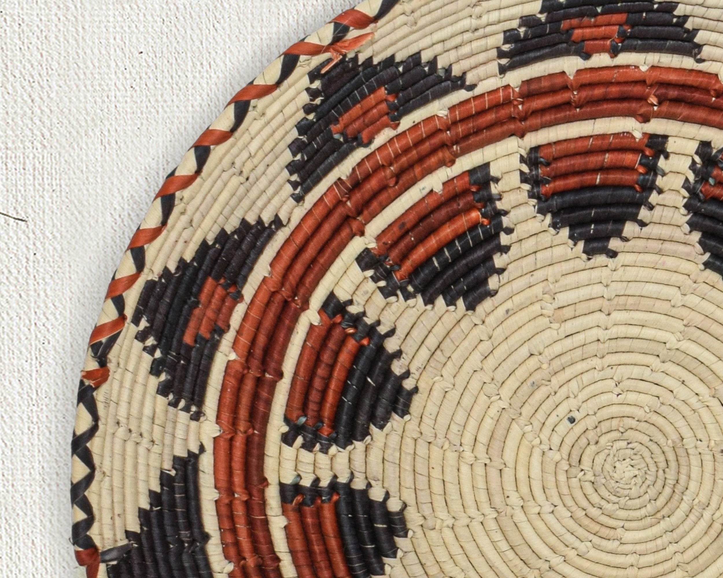 Sun Star Flat Basket 12-inch