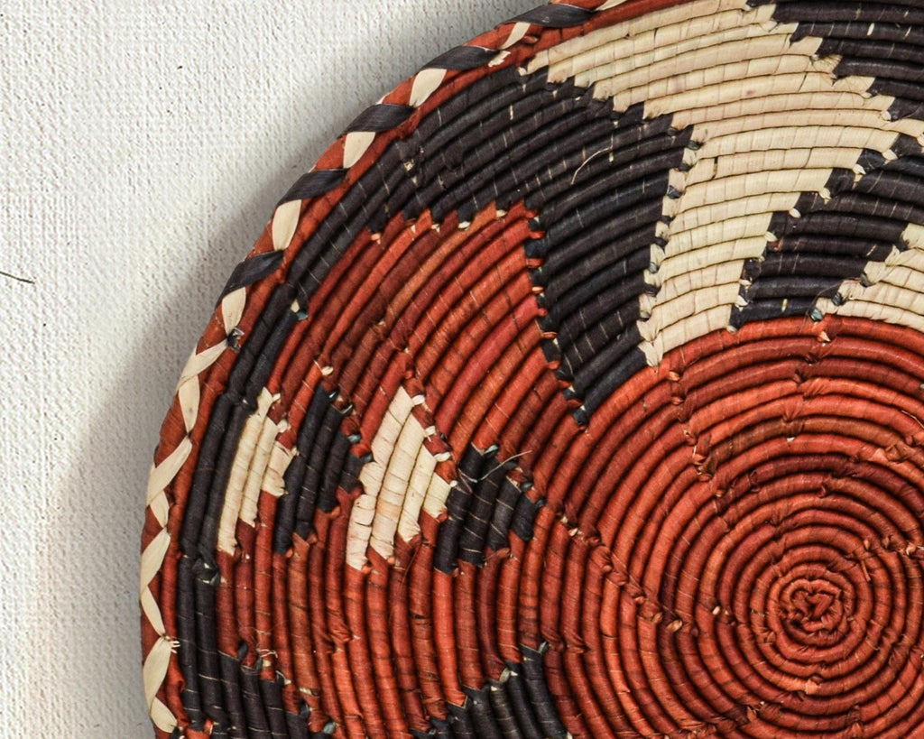 Thunder Storm Flat Basket 12-inch