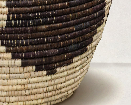 11–12" Dia Drowning Leaf Planter Basket