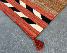 6x4ft Wool Kilim – Southwestern Flatweave Rug