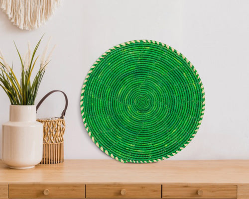 Piñon Plain flat woven wall basket, 12-inch, handwoven natural seagrass and palm leaf