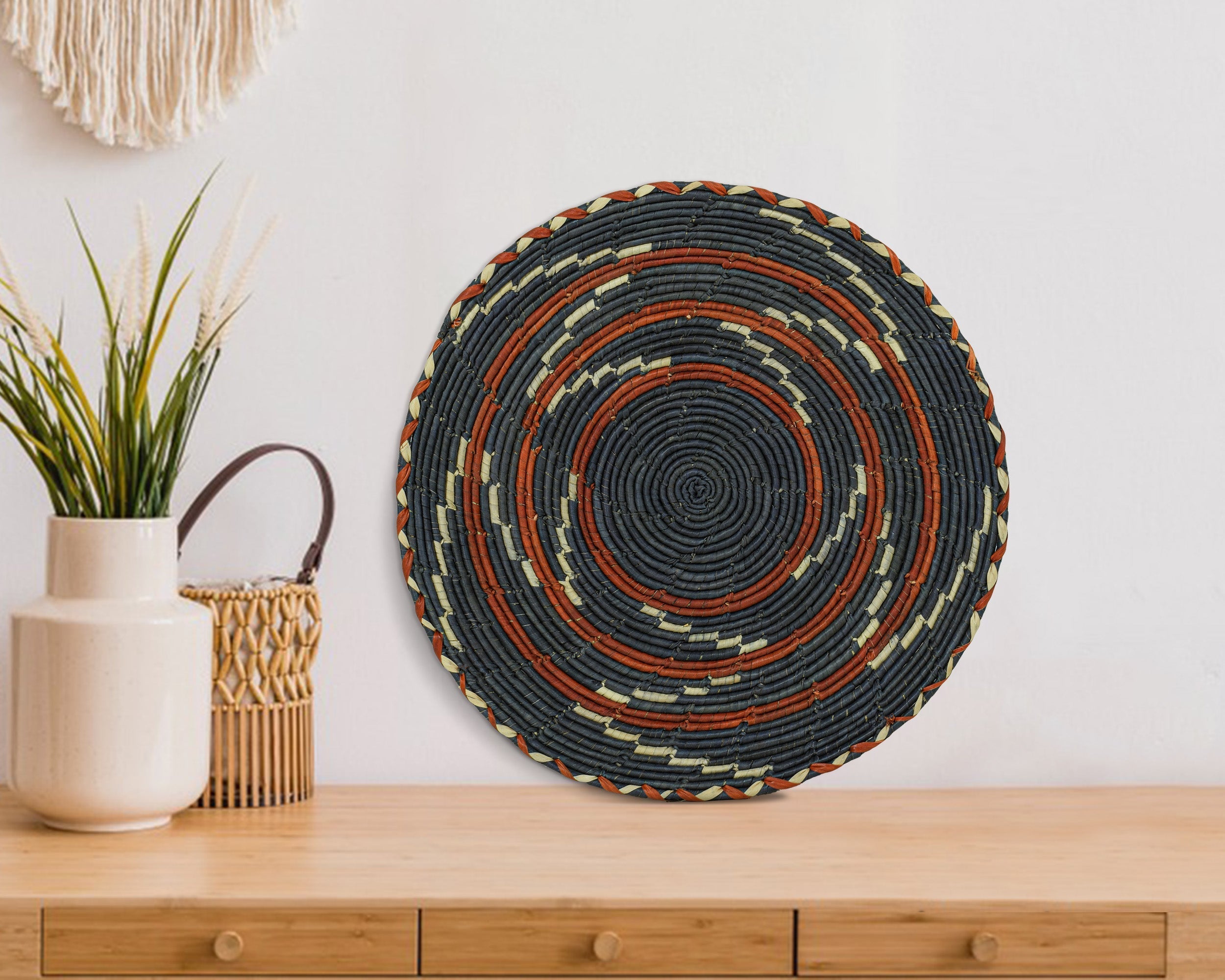 Black Wings Flat Basket 12-Inch PL-308-12 A