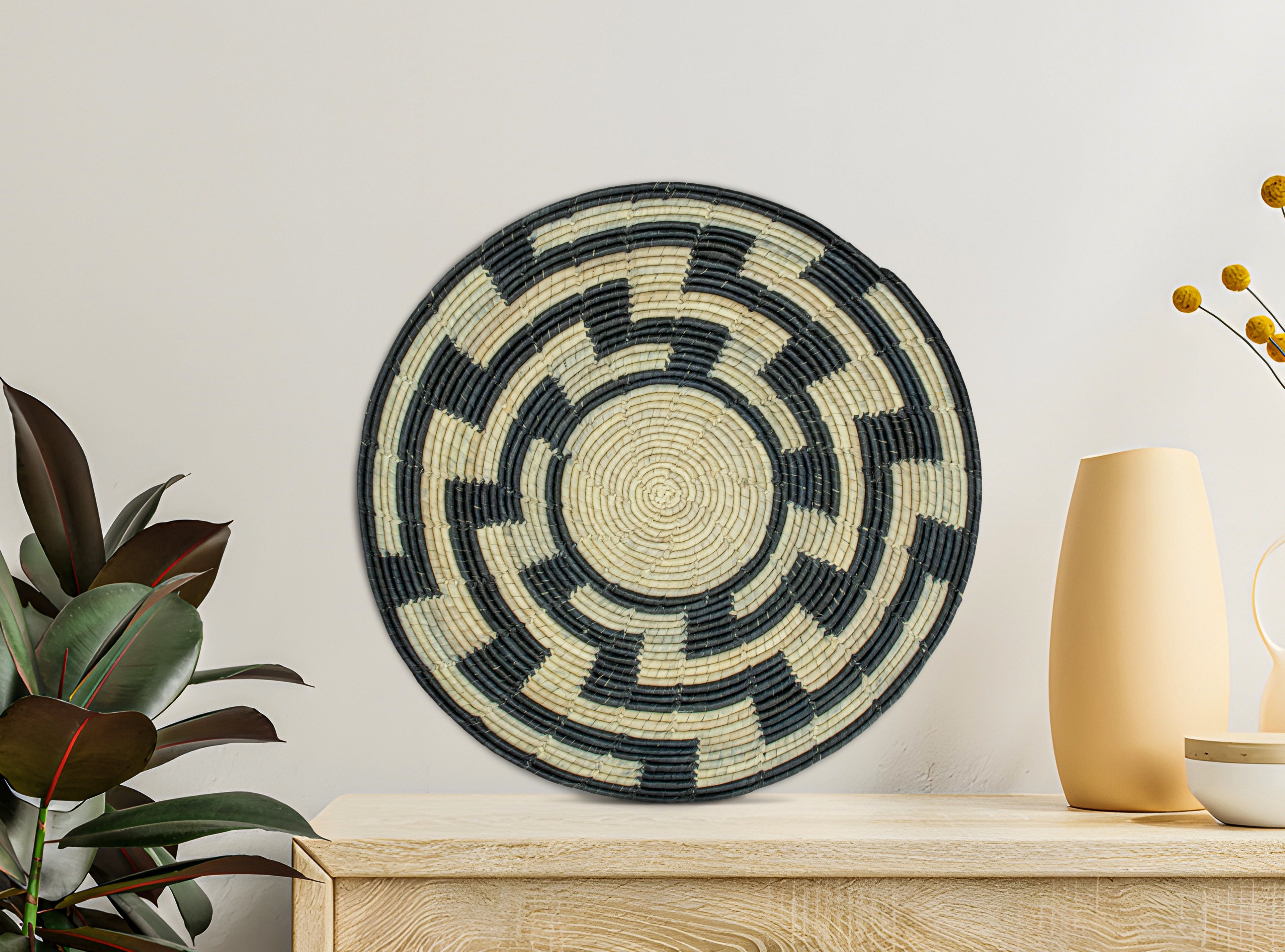 Black Maze Mat Wall Basket 14-inch MT-207-15