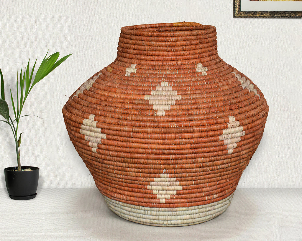 Cream Medallion Potter Vase