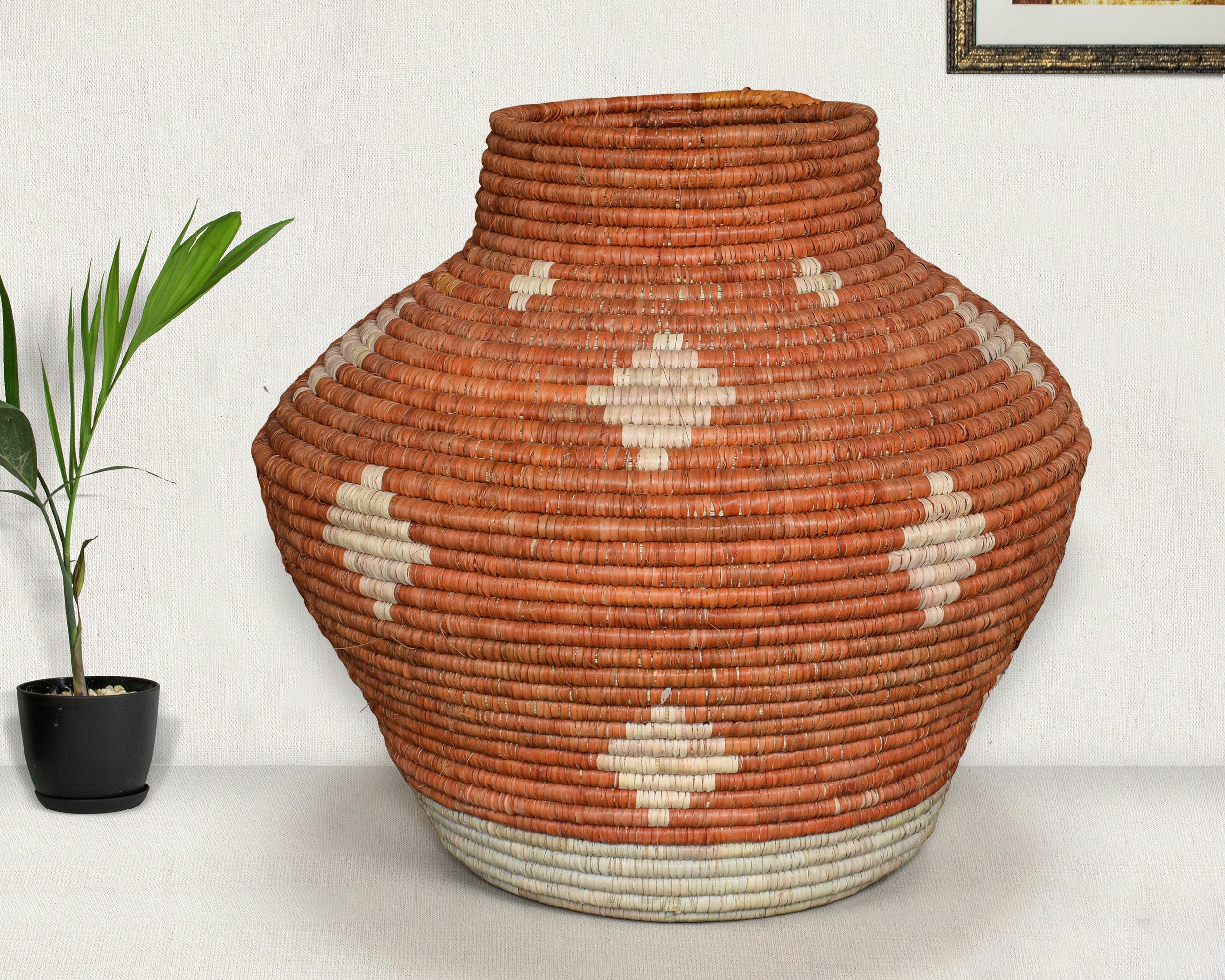 Cream Medallion Potter Vase