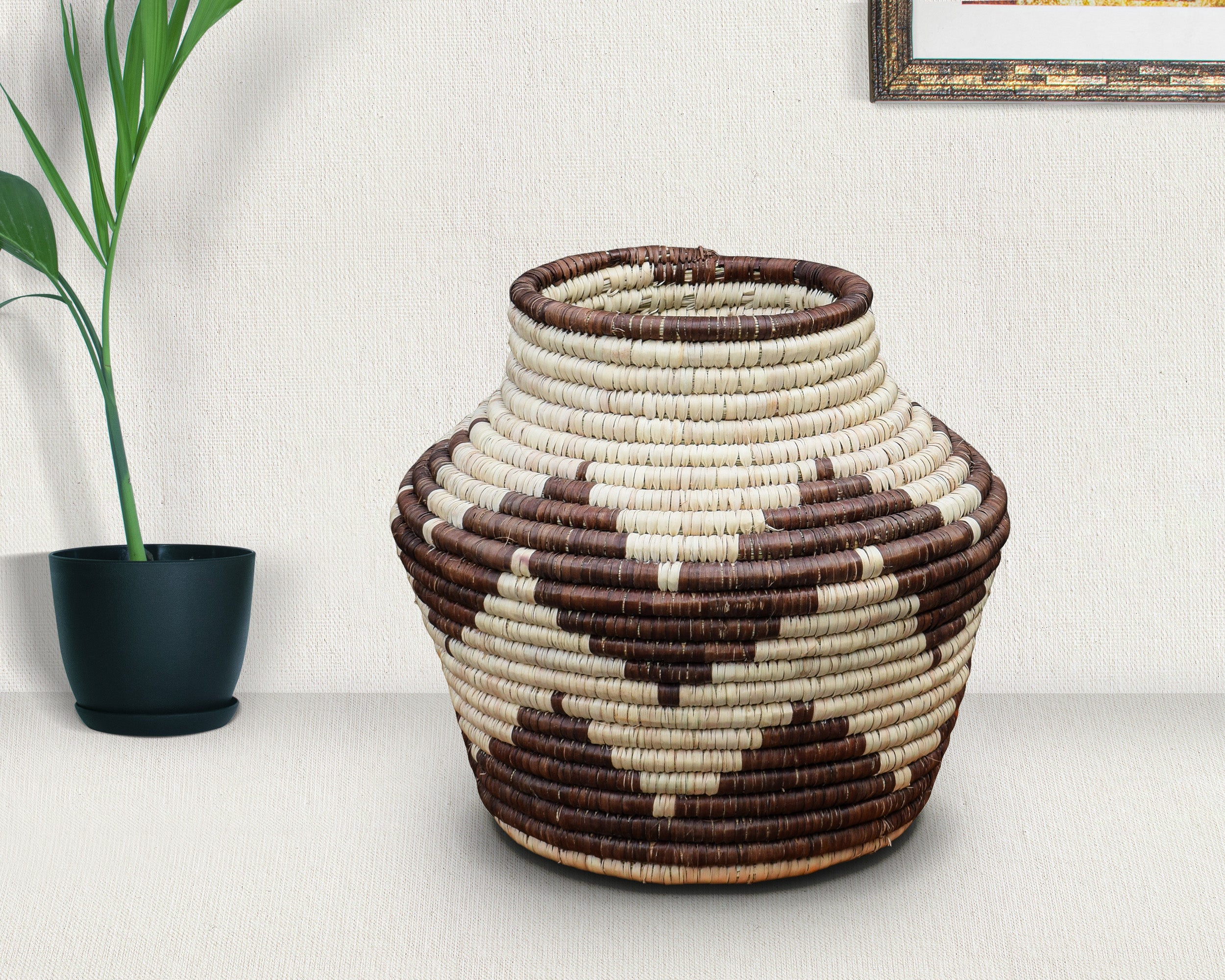 Chocolate Brown Diamond Potter Basket