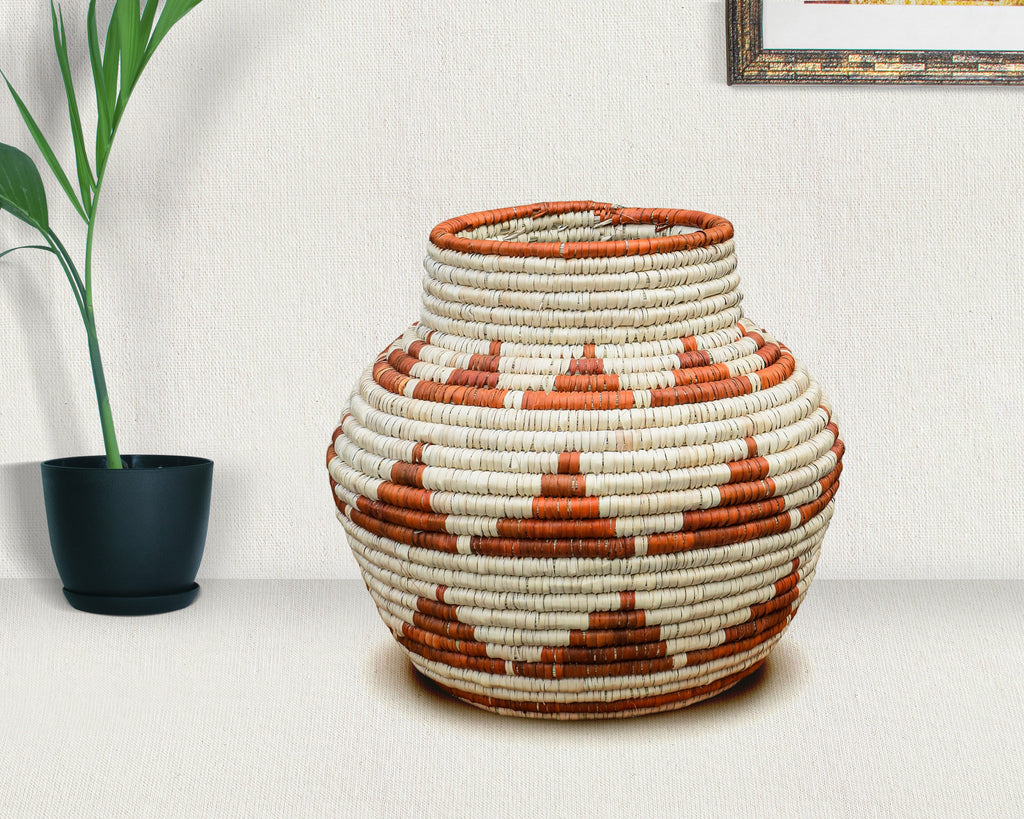 Terracotta Arrow Chevron Potter Vase