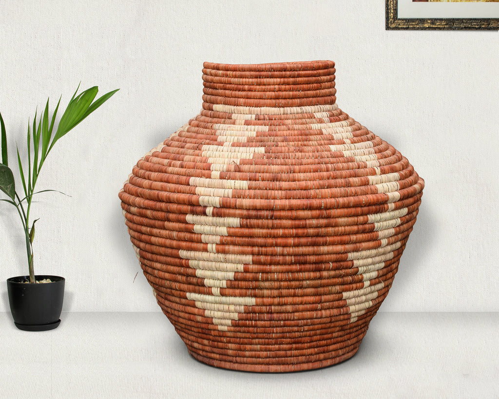 Starburst Diamond Potter Vase